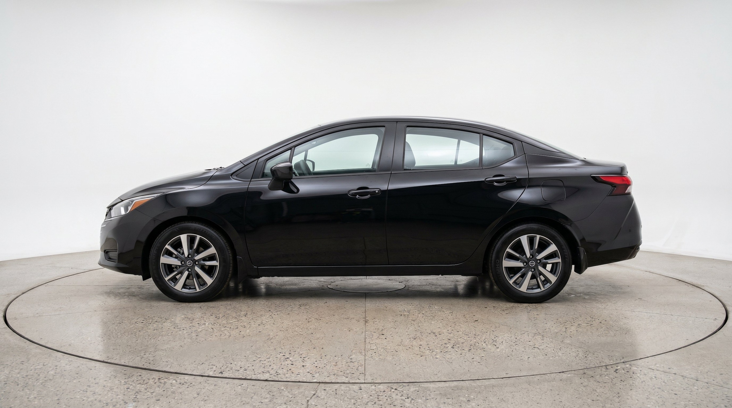 Thumbnail: 2025 Nissan Versa - 5