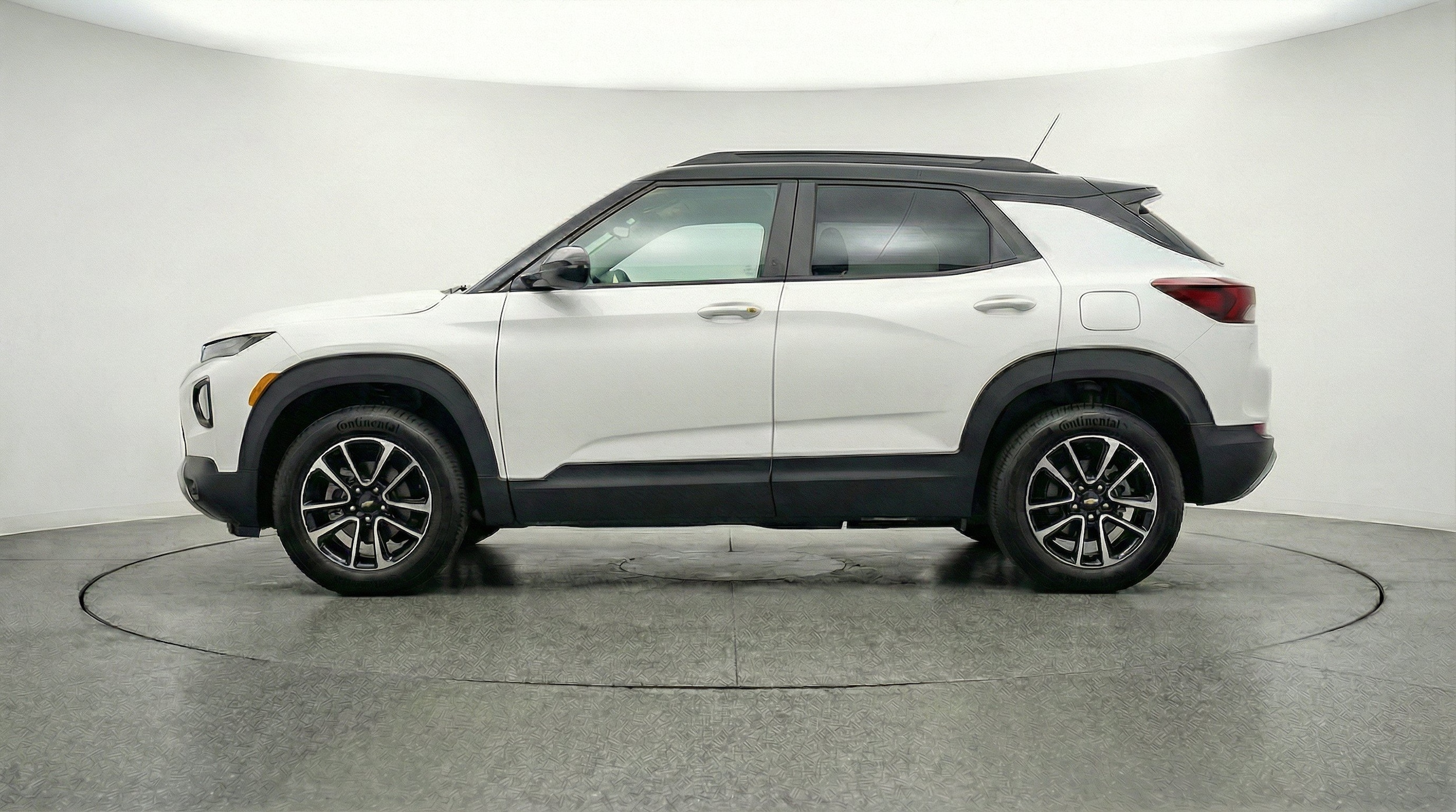 Thumbnail: 2025 Chevrolet TrailBlazer - 5