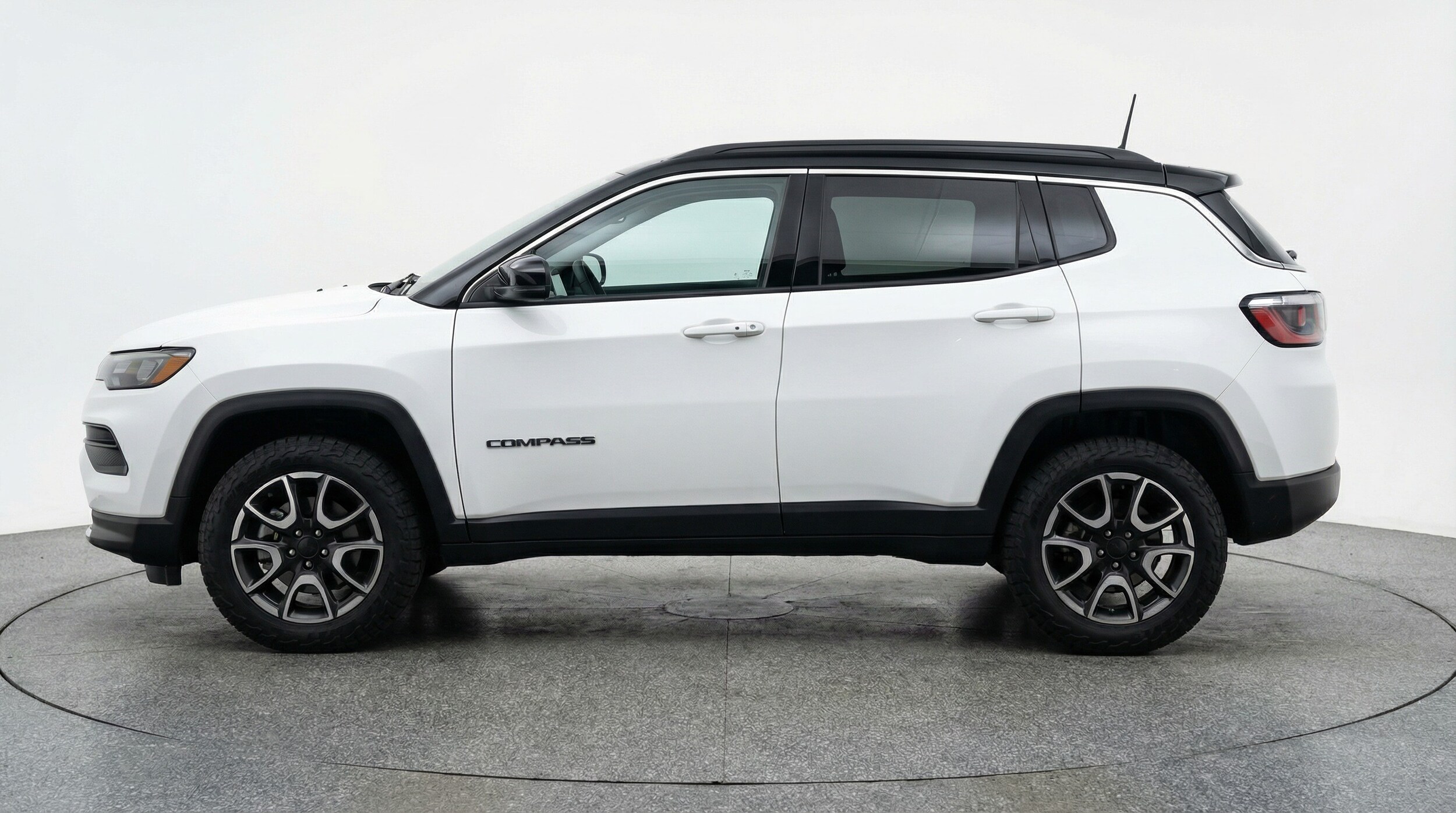 Thumbnail: 2025 Jeep Compass - 4