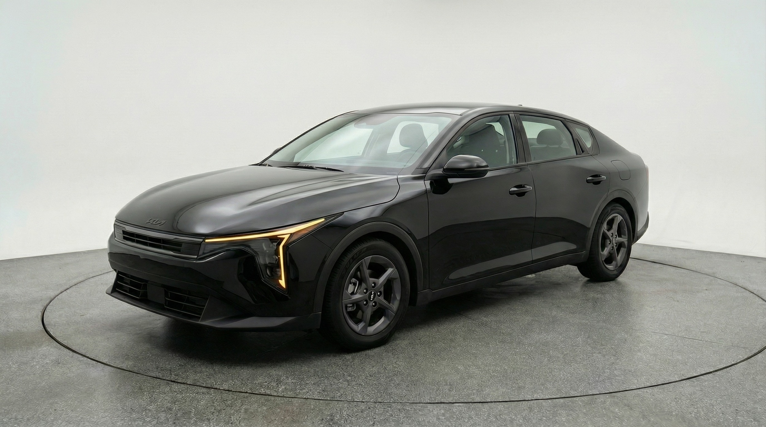 Thumbnail: 2025 Kia K4 - 3