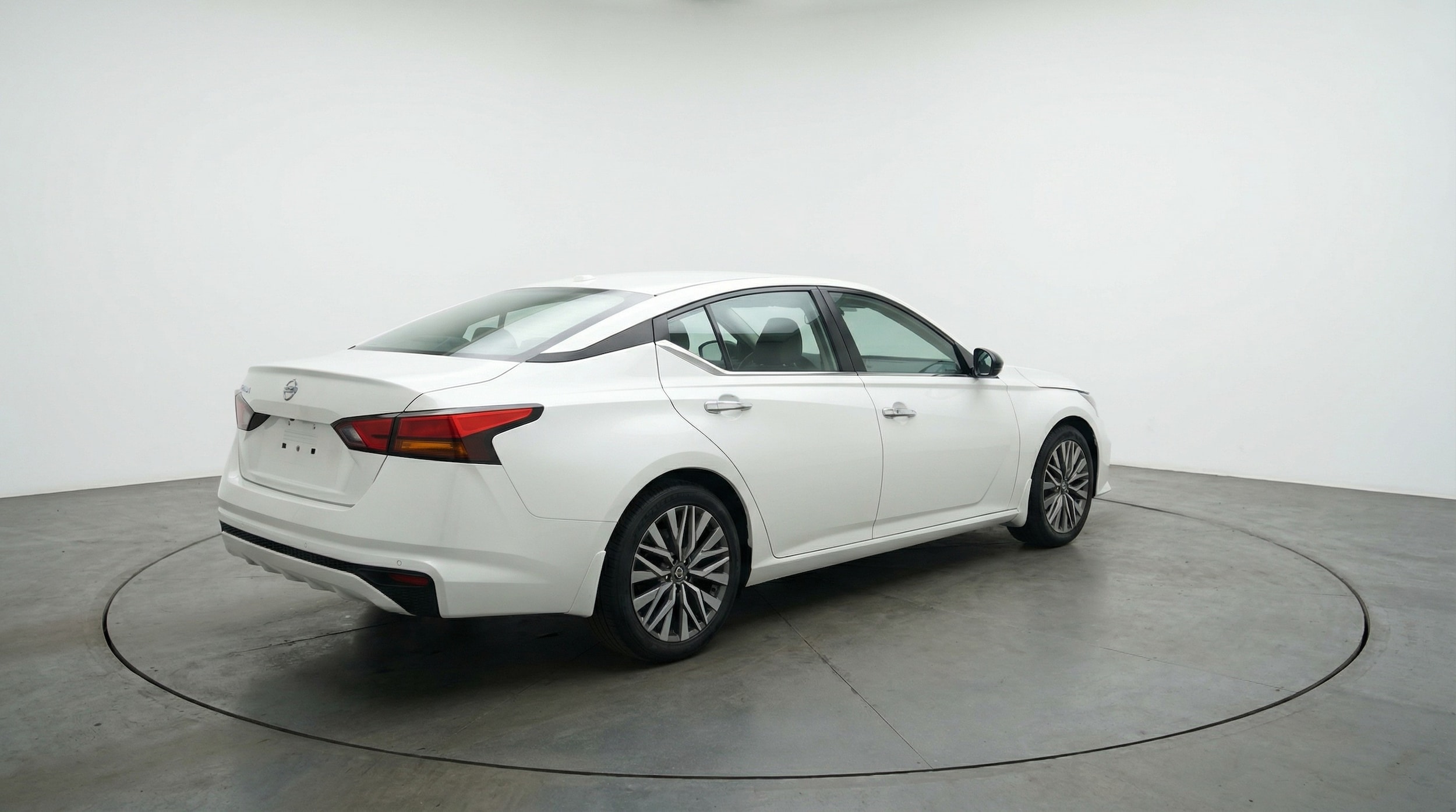 Thumbnail: 2025 Nissan Altima - 7