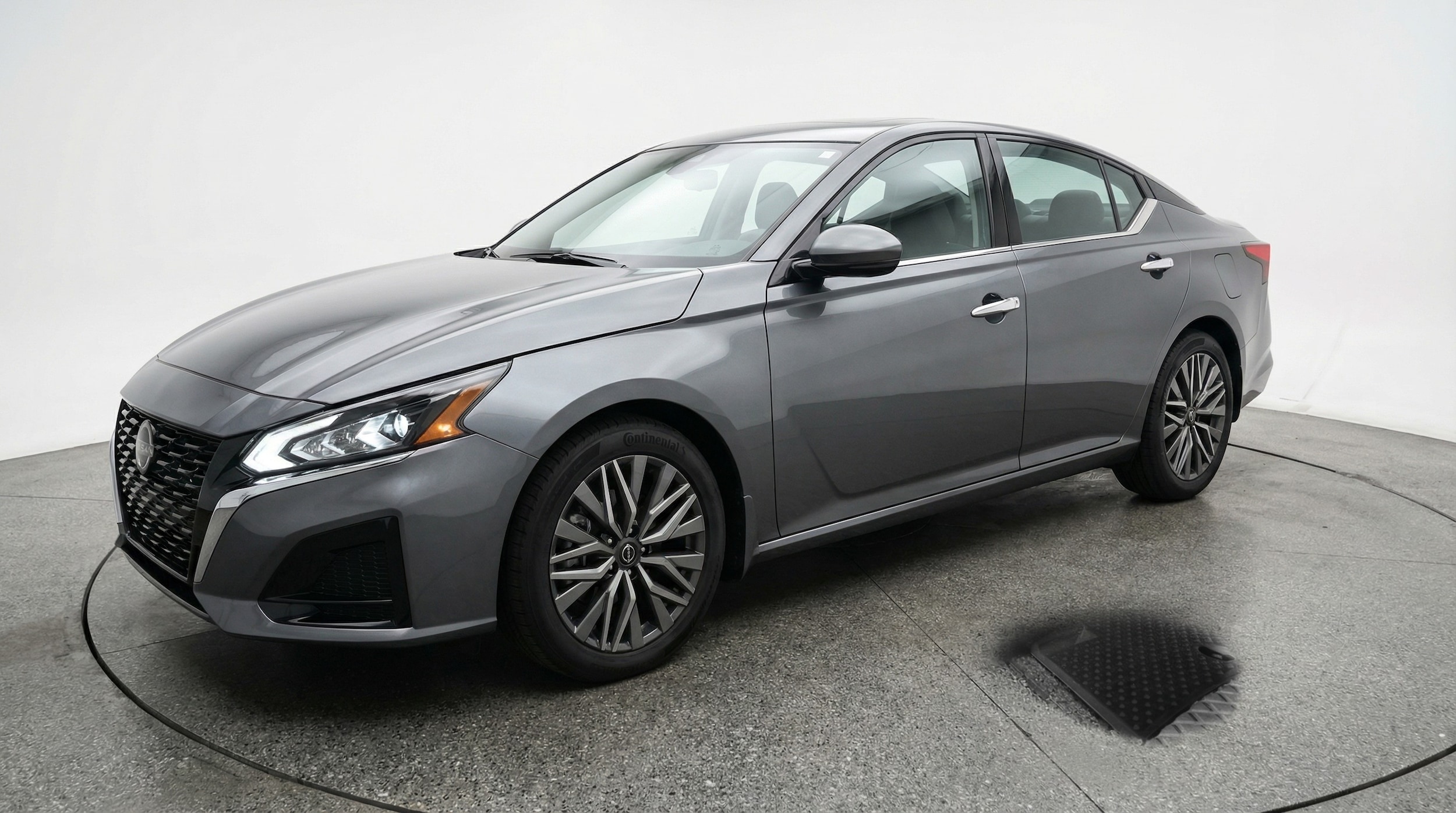 Thumbnail: 2025 Nissan Altima - 3