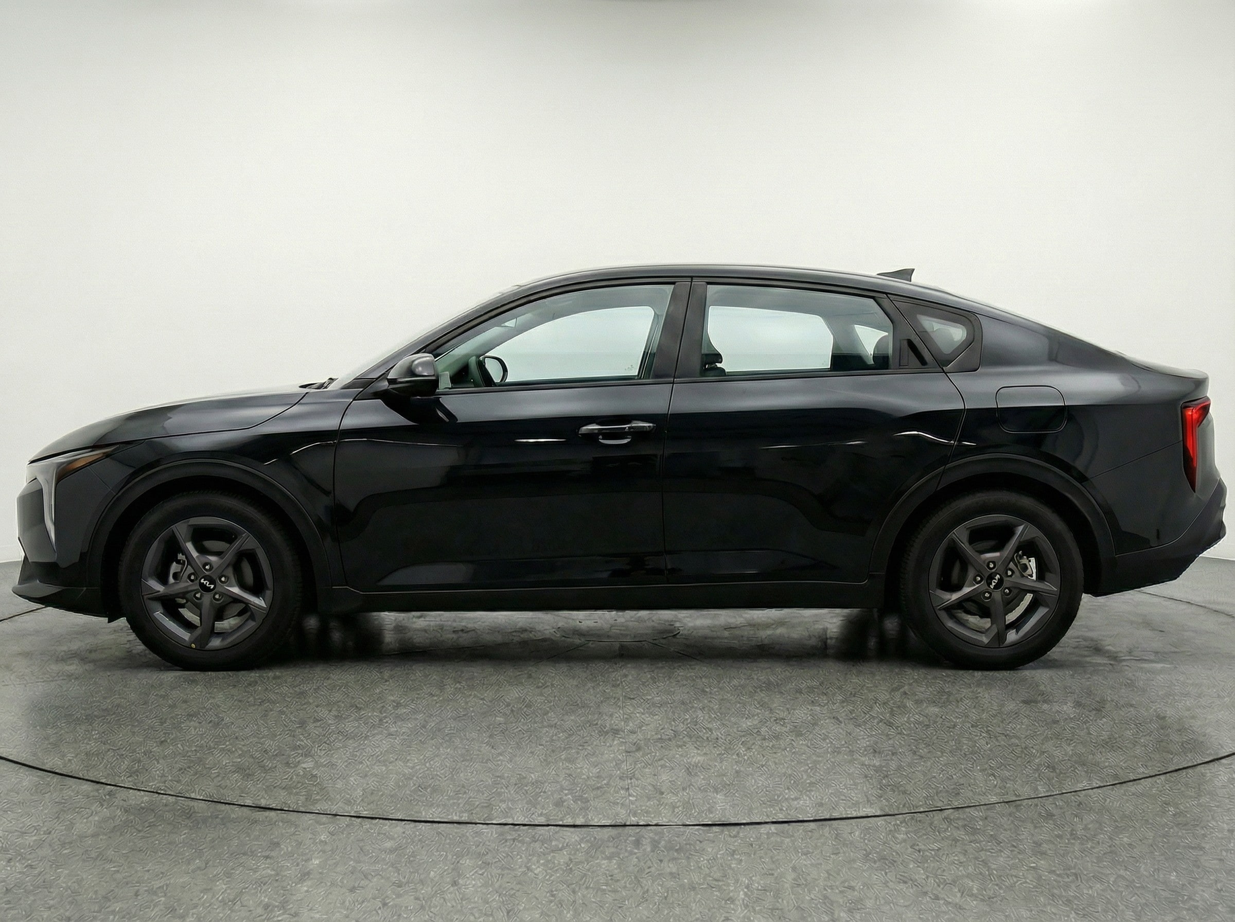 Thumbnail: 2025 Kia K4 - 4