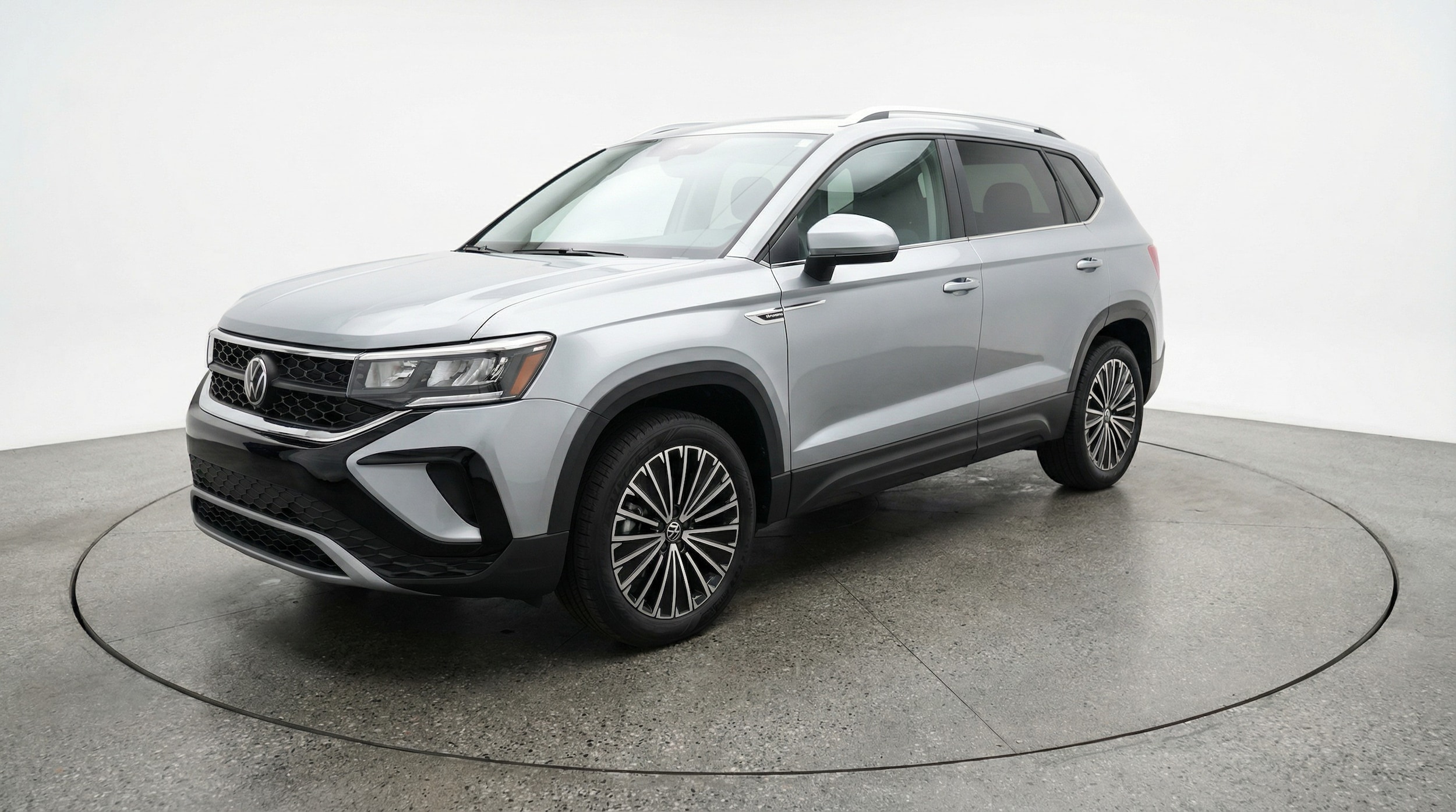 Thumbnail: 2025 Volkswagen Taos - 3