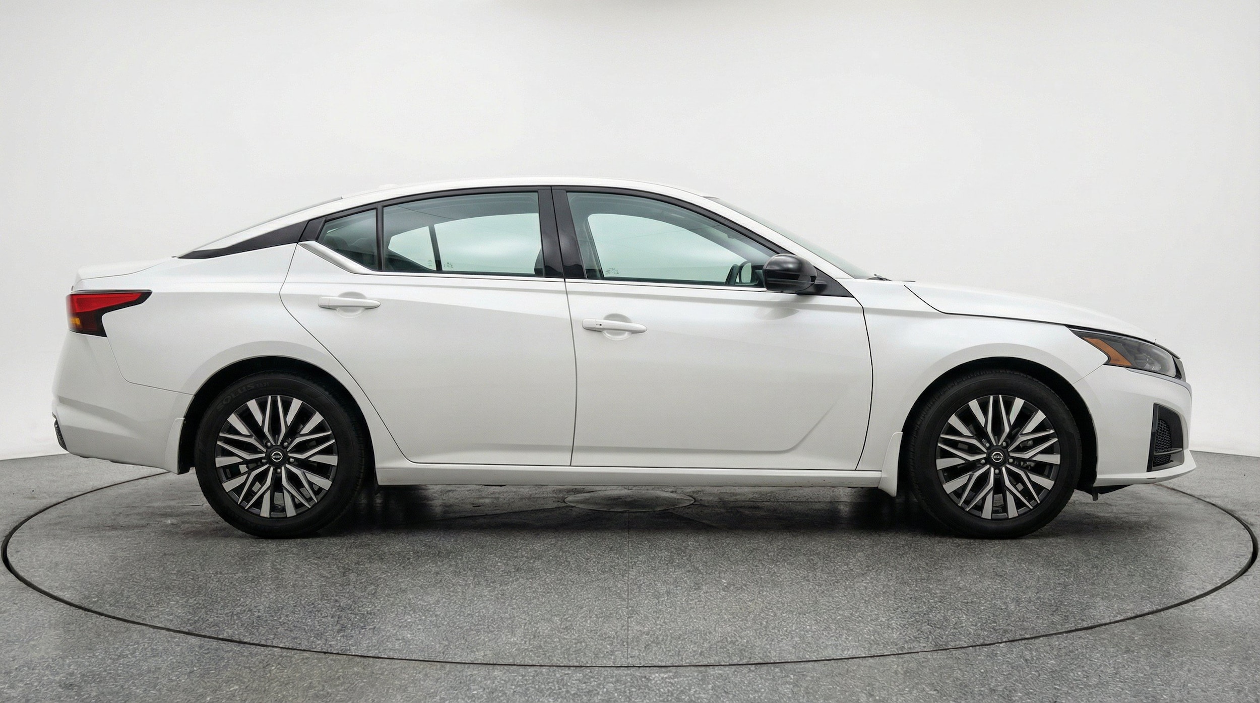 Thumbnail: 2025 Nissan Altima - 11
