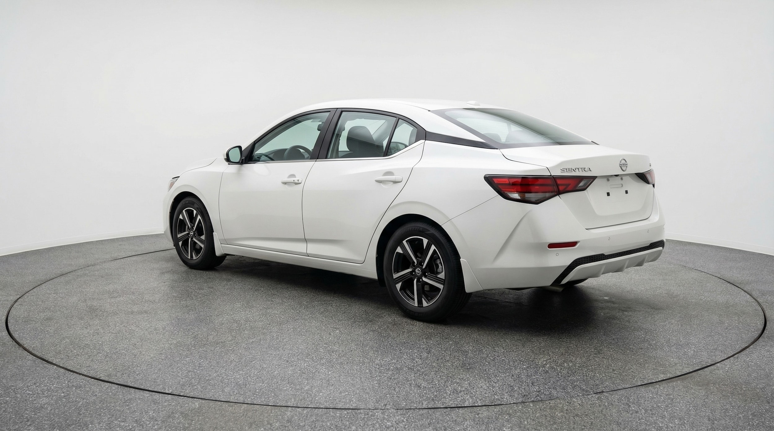 Thumbnail: 2025 Nissan Sentra - 5