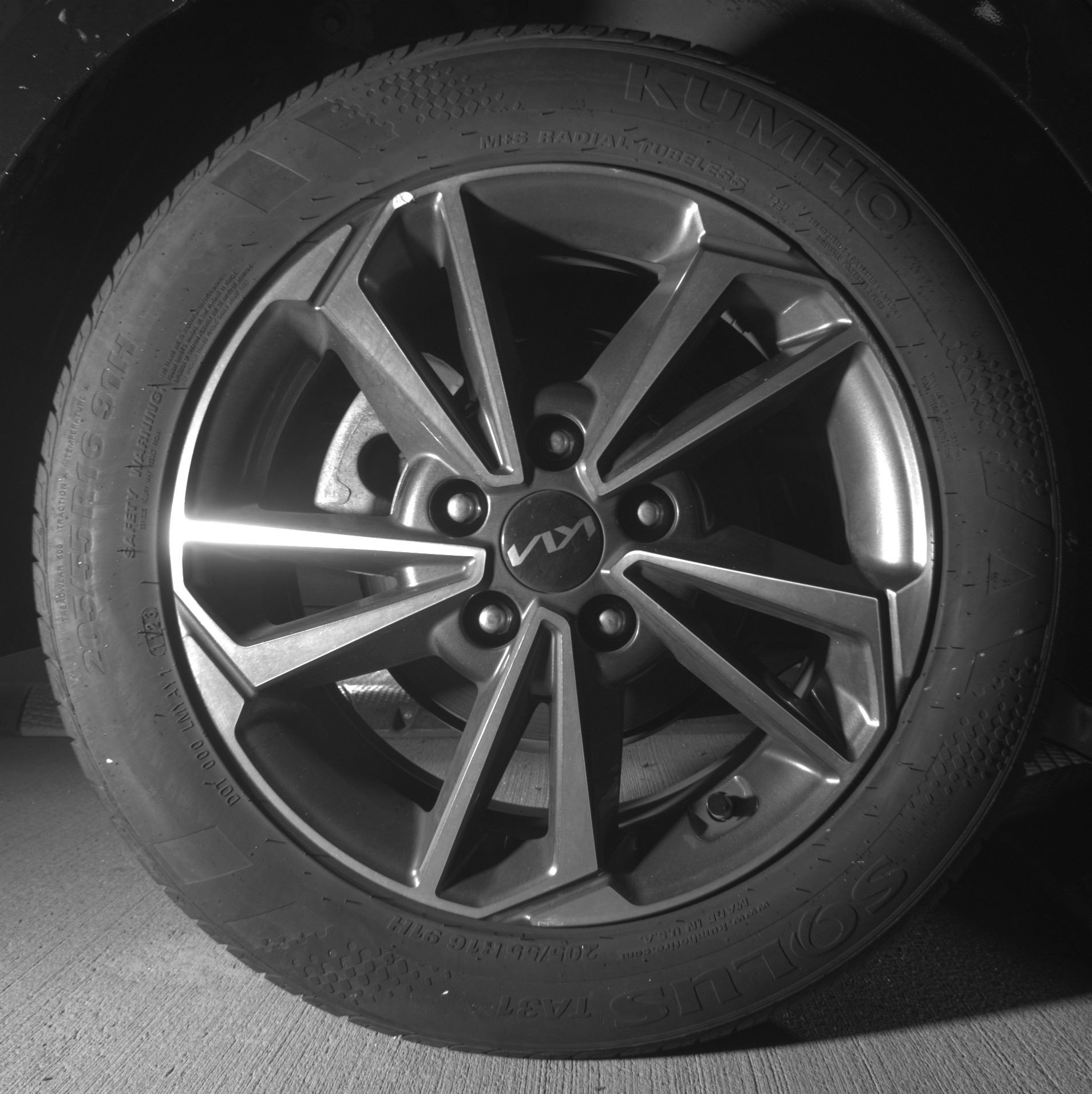 Thumbnail: 2023 Kia Forte - 15