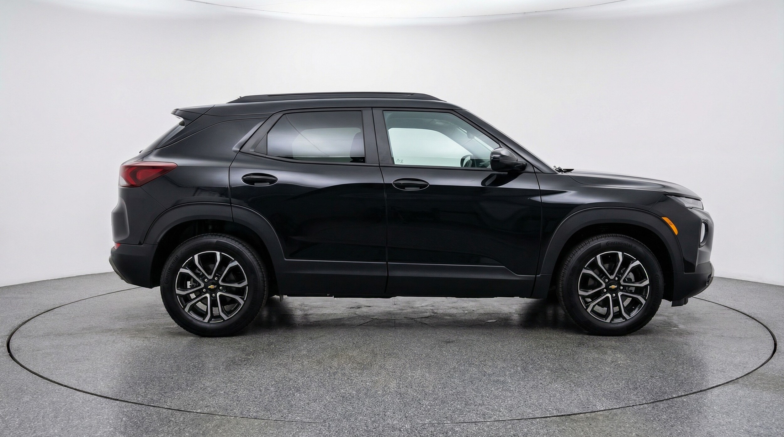 Thumbnail: 2025 Chevrolet TrailBlazer - 8