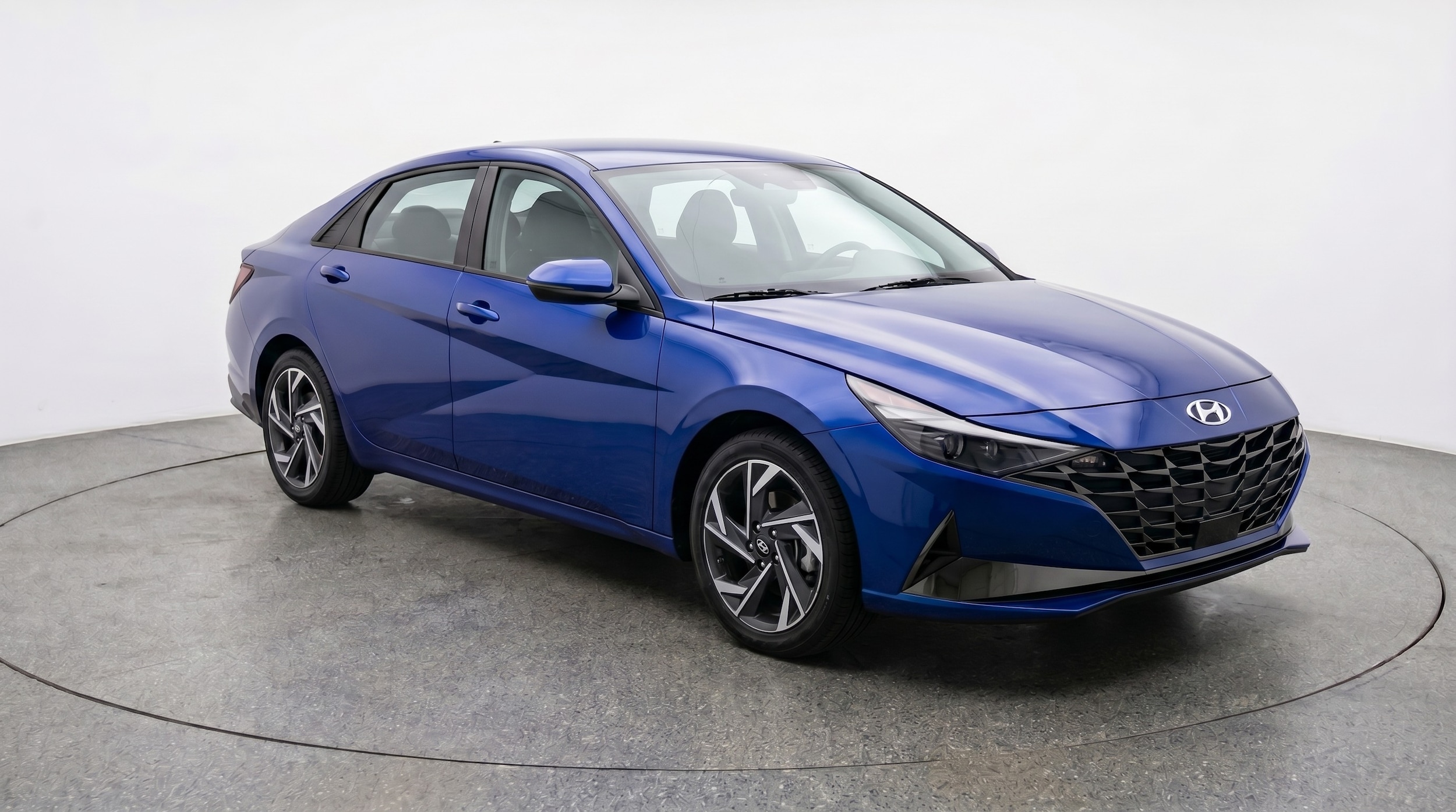 Thumbnail: 2025 Hyundai Elantra - 1