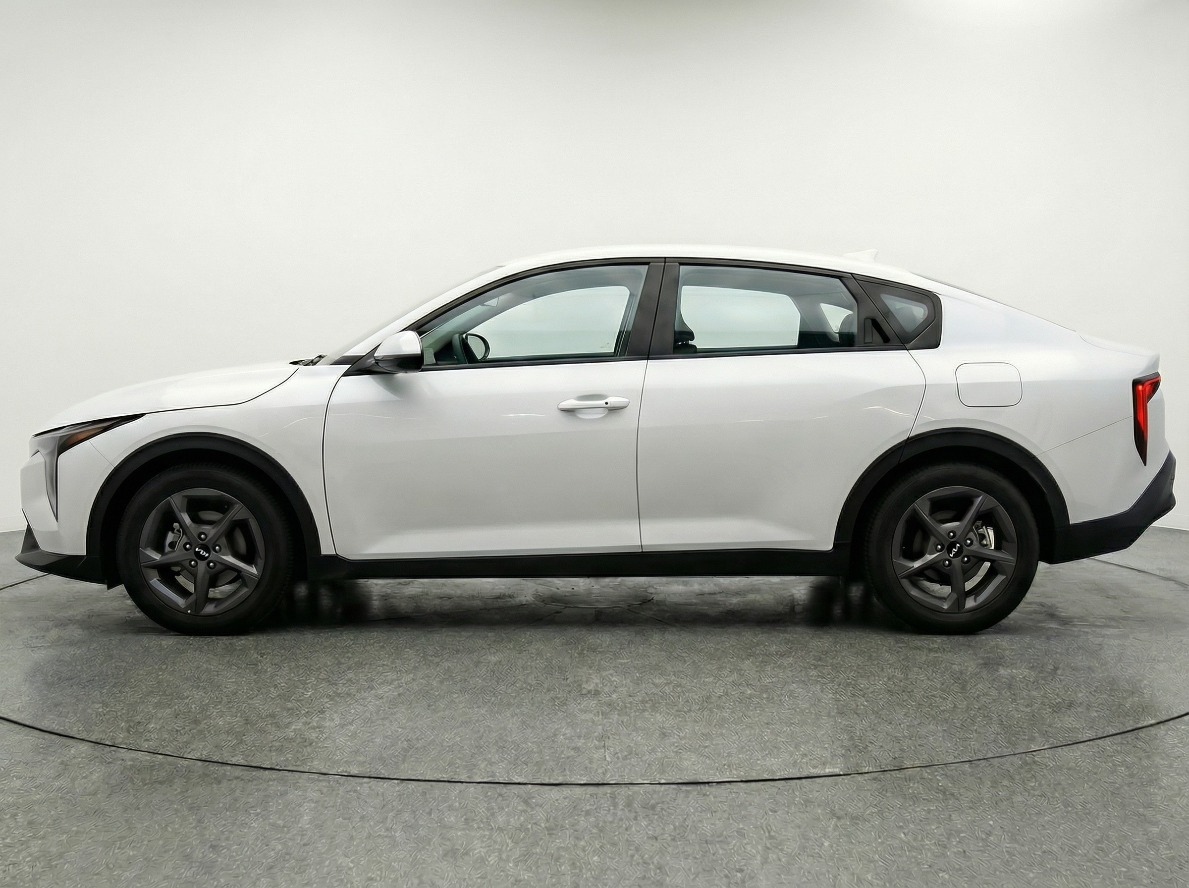 Thumbnail: 2025 Kia K4 - 4