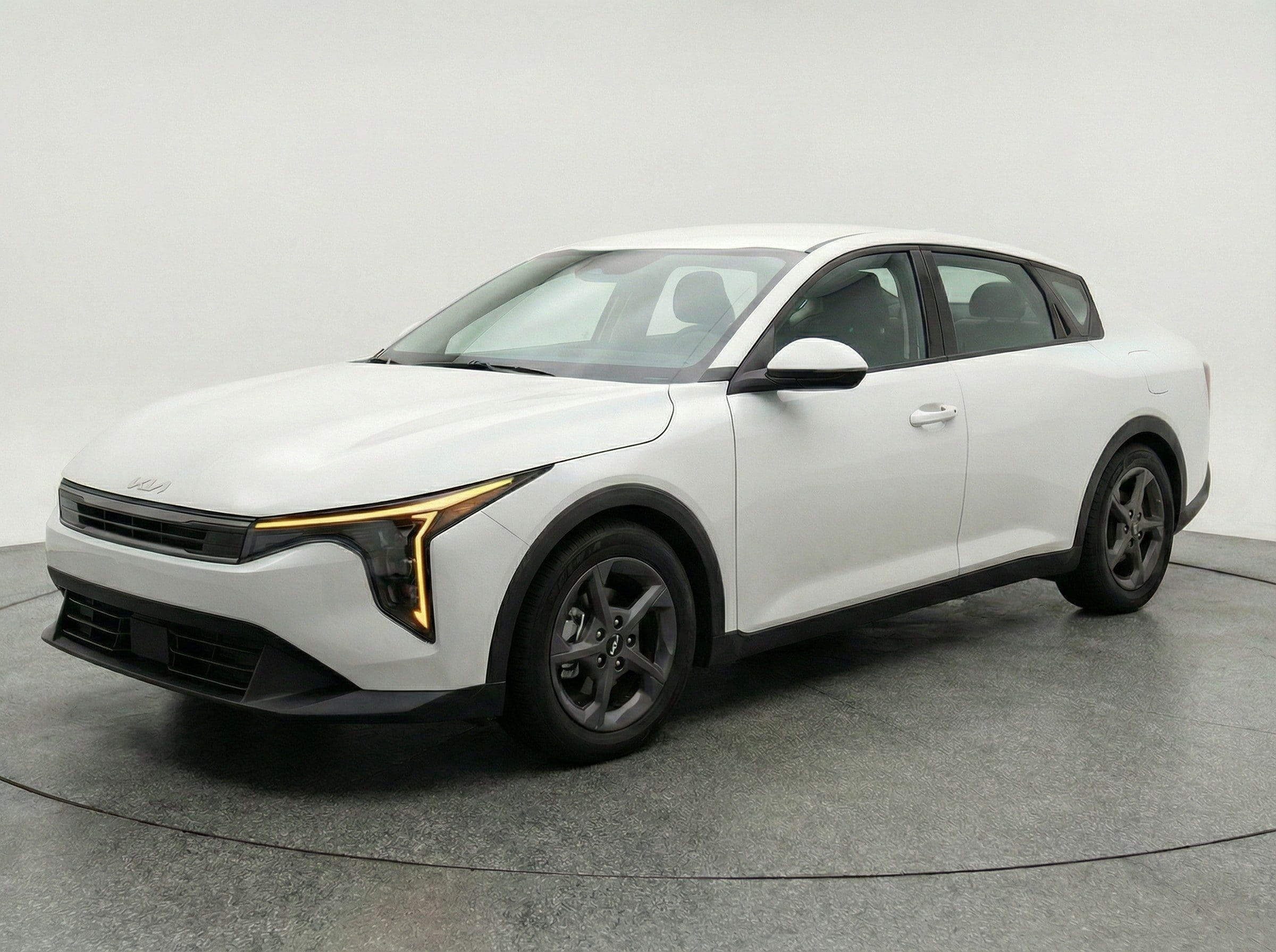 Thumbnail: 2025 Kia K4 - 3