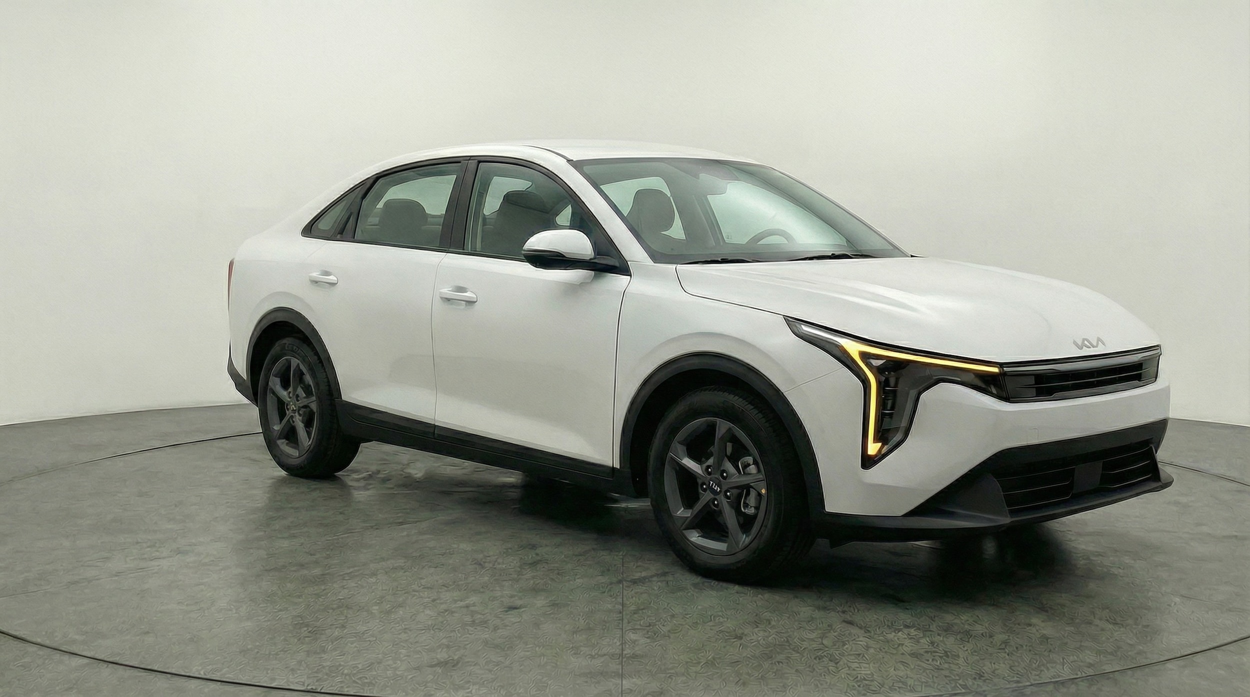 Thumbnail: 2025 Kia K4 - 1