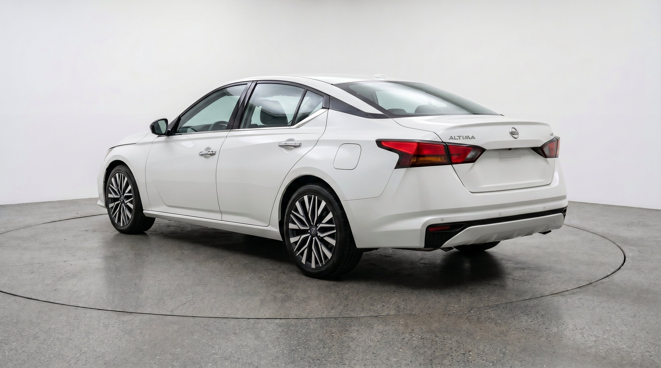 Thumbnail: 2025 Nissan Altima - 6