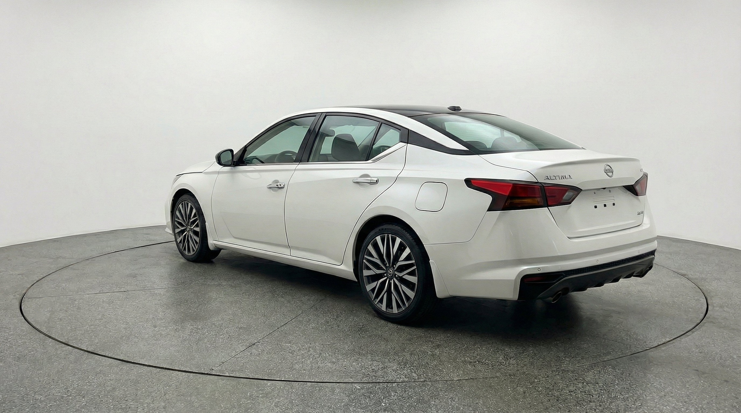 Thumbnail: 2025 Nissan Altima - 6