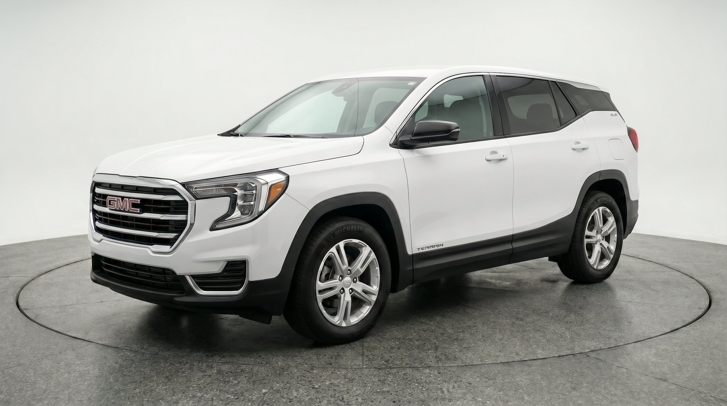 Thumbnail: 2024 GMC Terrain - 3