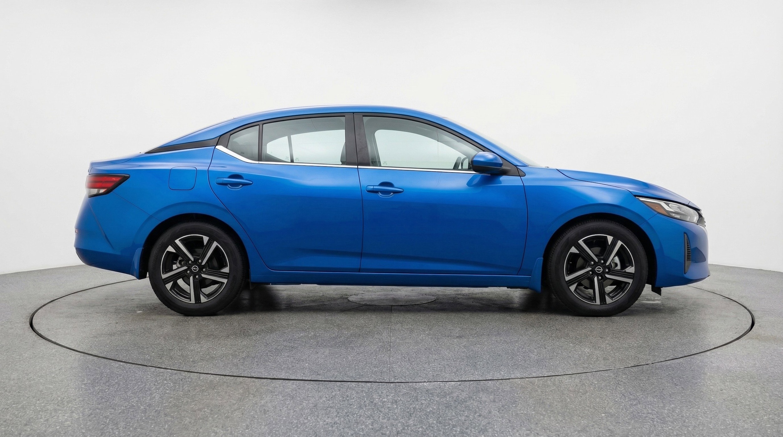 Thumbnail: 2025 Nissan Sentra - 11