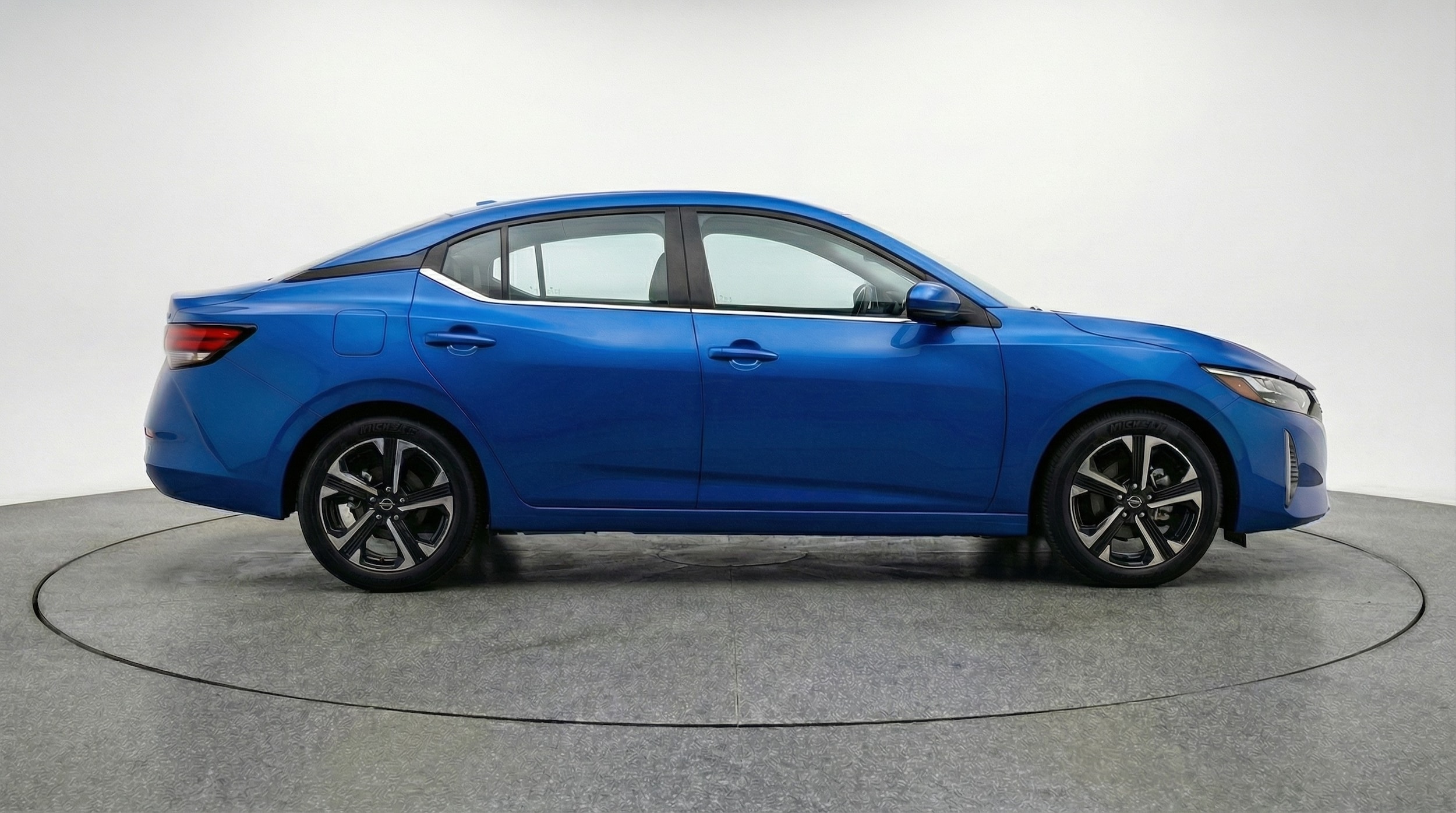 Thumbnail: 2025 Nissan Sentra - 8