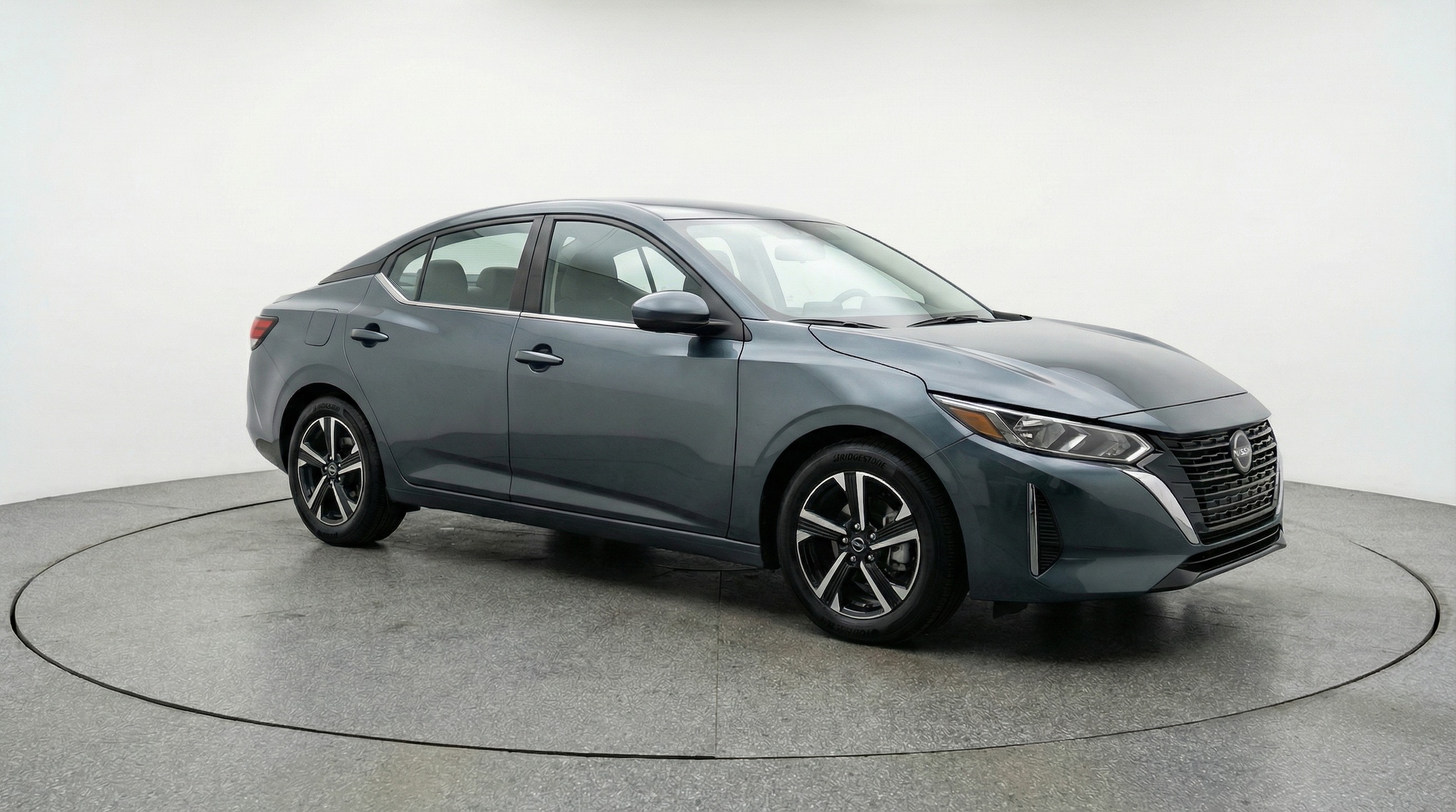 Thumbnail: 2025 Nissan Sentra - 1