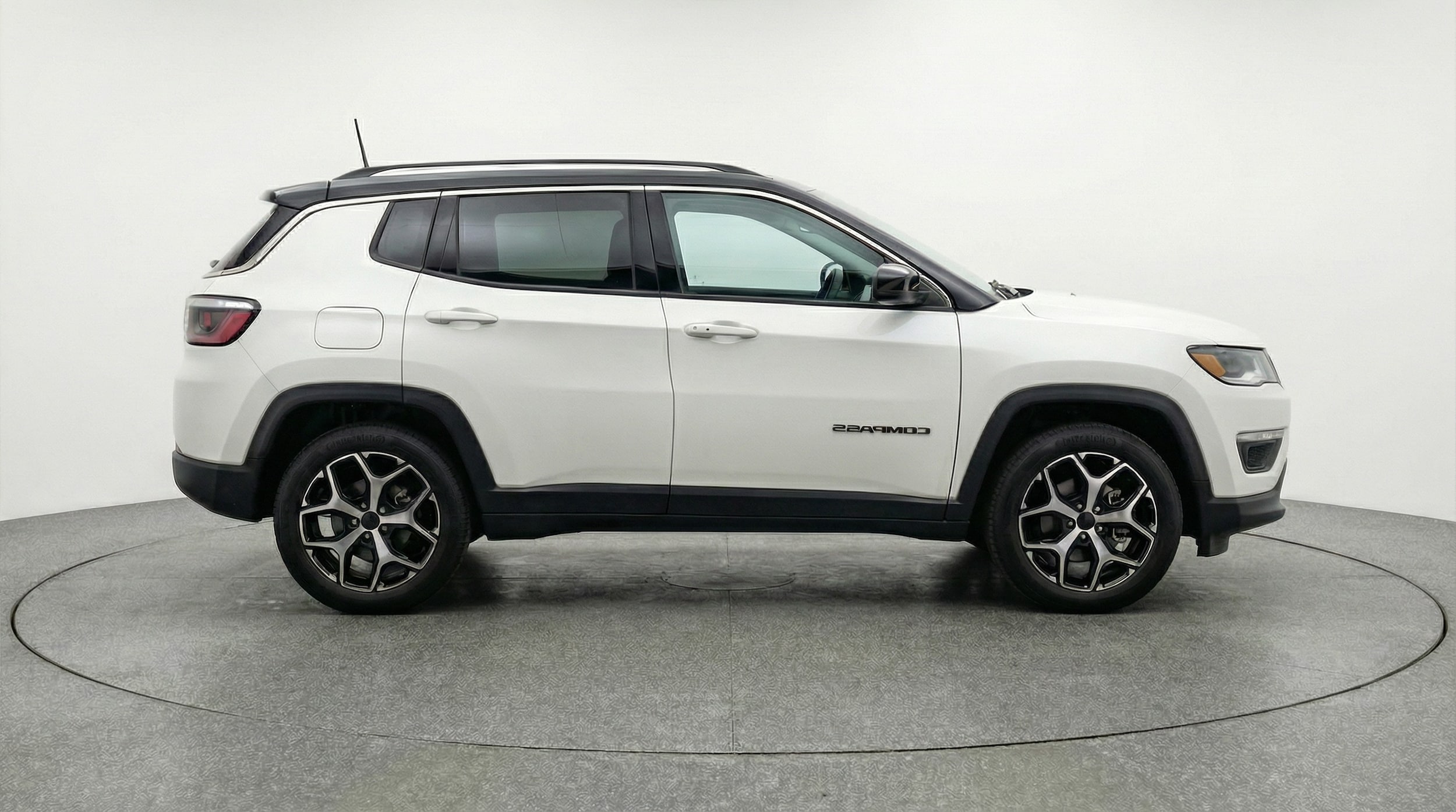 Thumbnail: 2025 Jeep Compass - 8