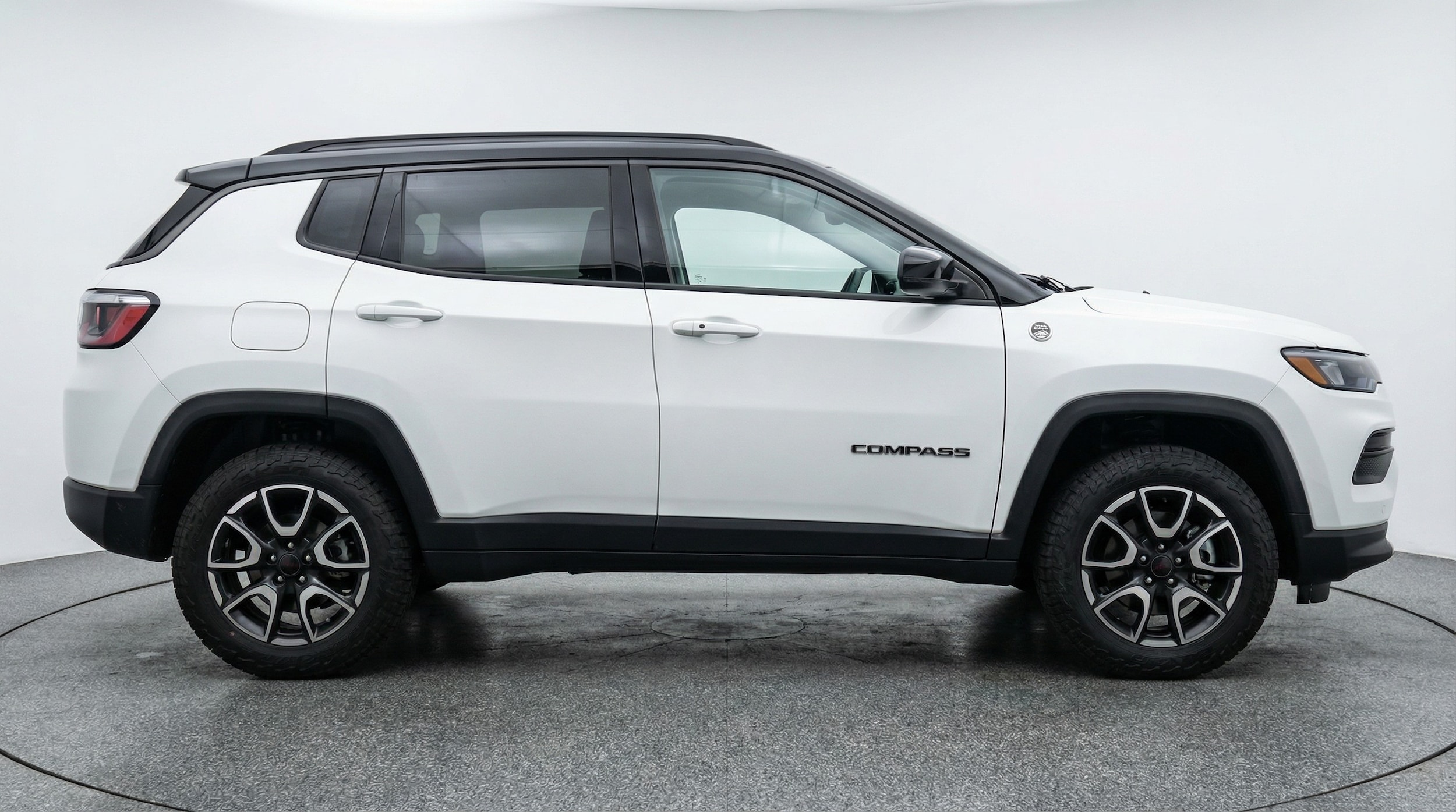 Thumbnail: 2025 Jeep Compass - 8