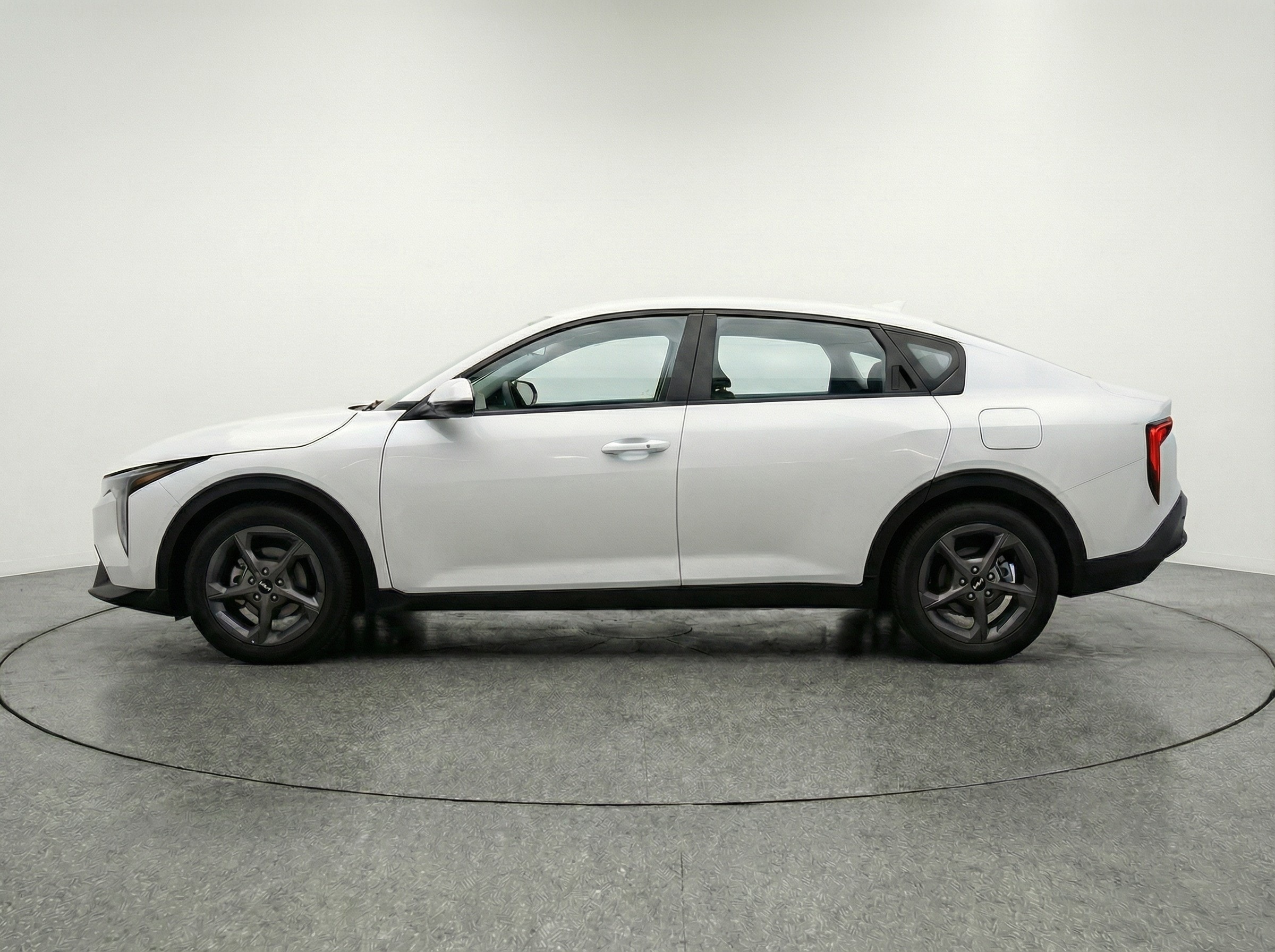 Thumbnail: 2025 Kia K4 - 4