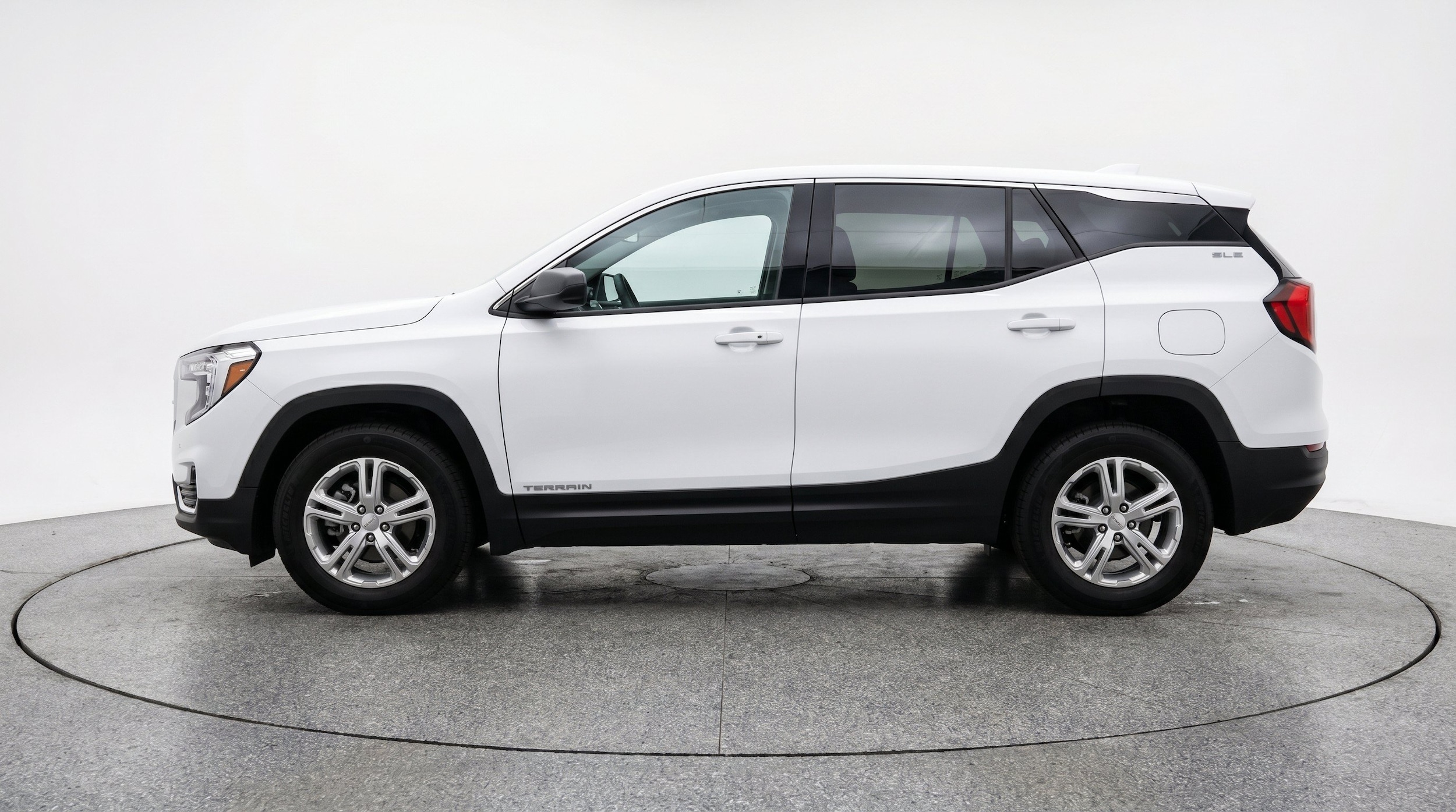 Thumbnail: 2024 GMC Terrain - 5