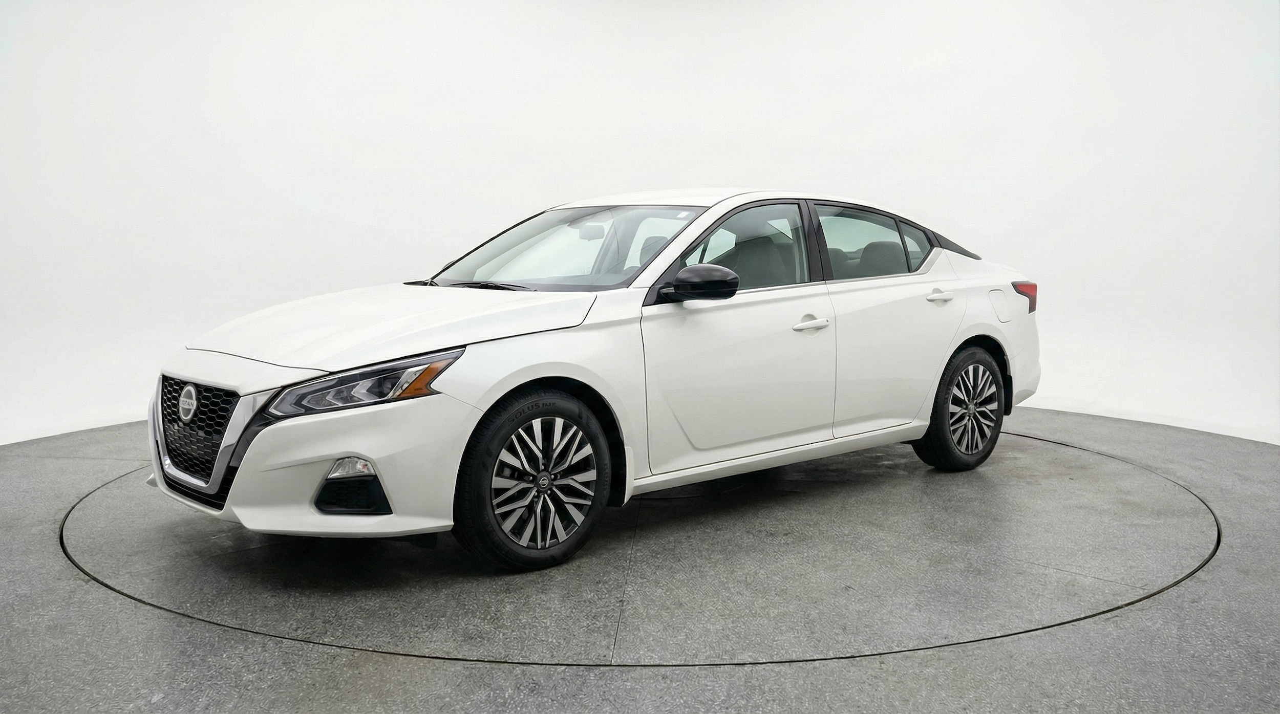 Thumbnail: 2025 Nissan Altima - 3