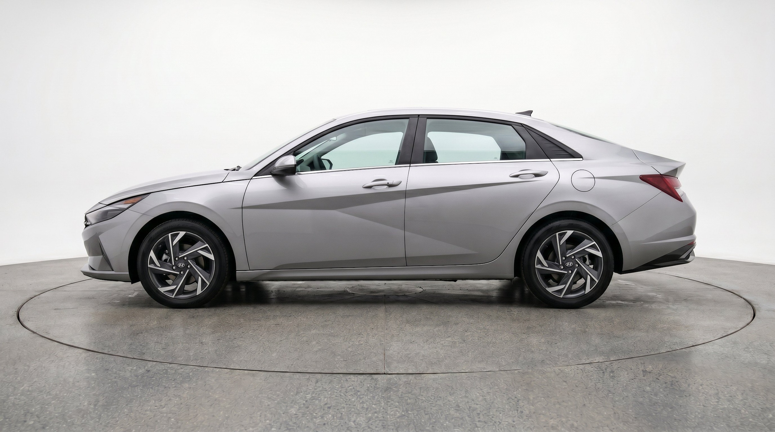 Thumbnail: 2025 Hyundai Elantra - 5