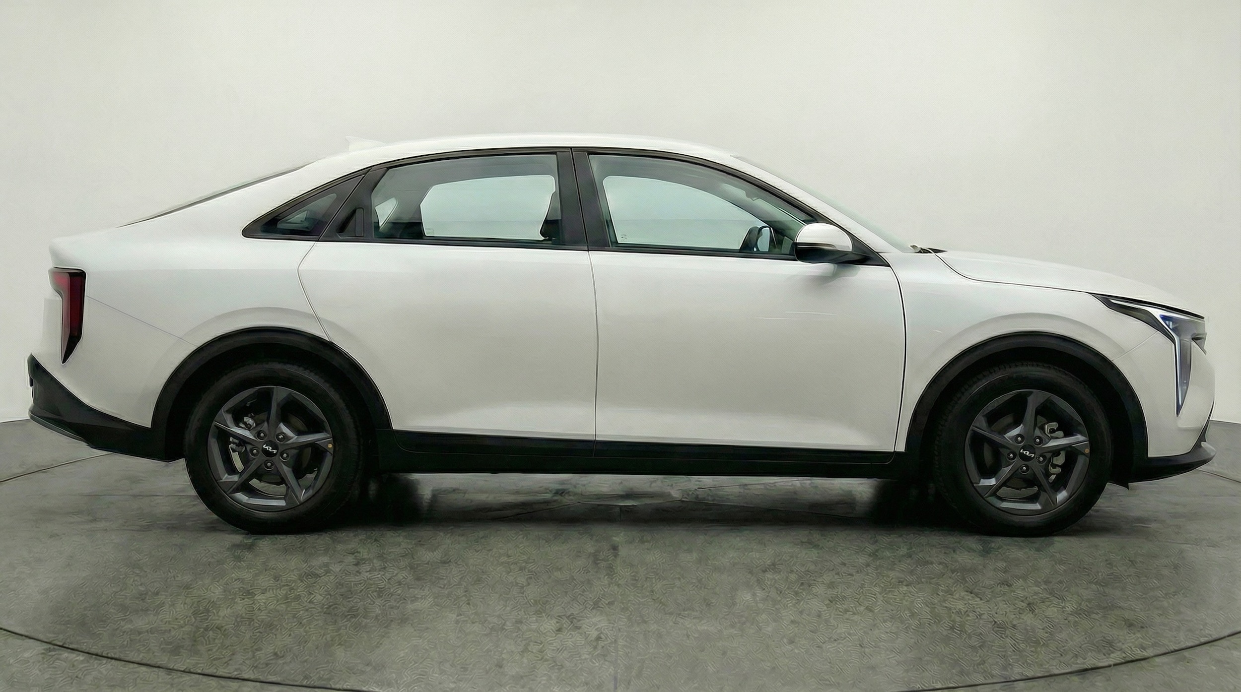 Thumbnail: 2025 Kia K4 - 8