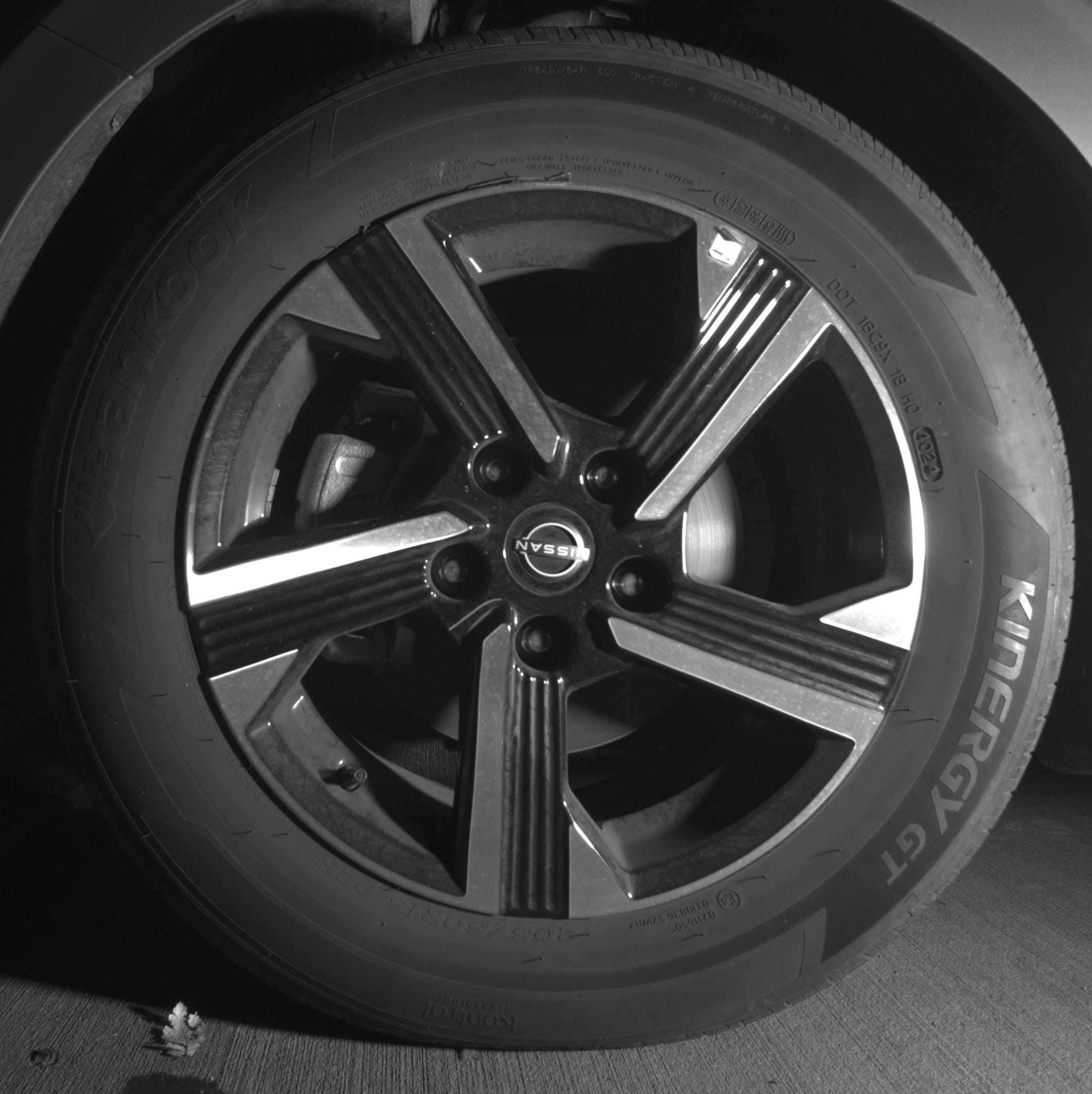 Thumbnail: 2025 Nissan Sentra - 9