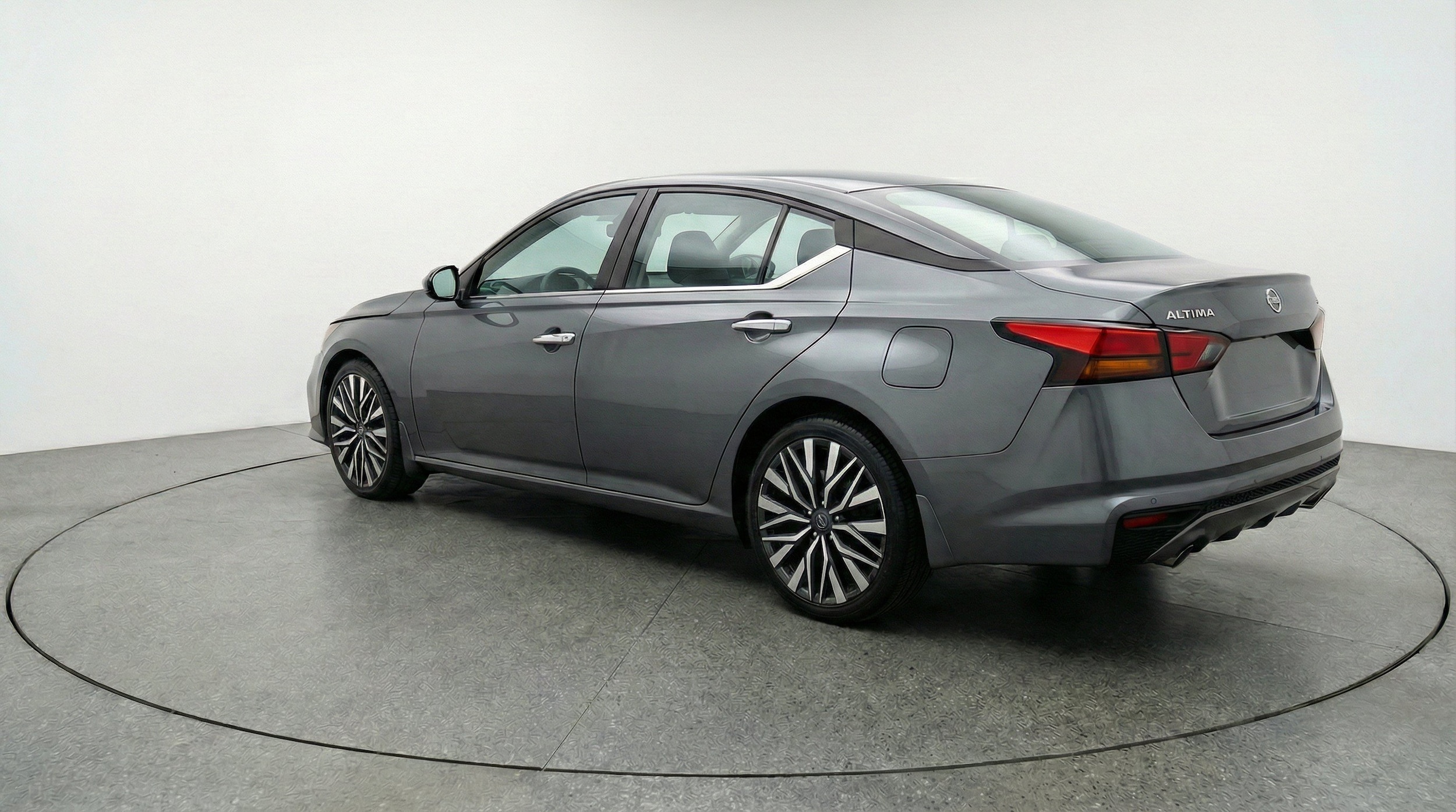Thumbnail: 2025 Nissan Altima - 6