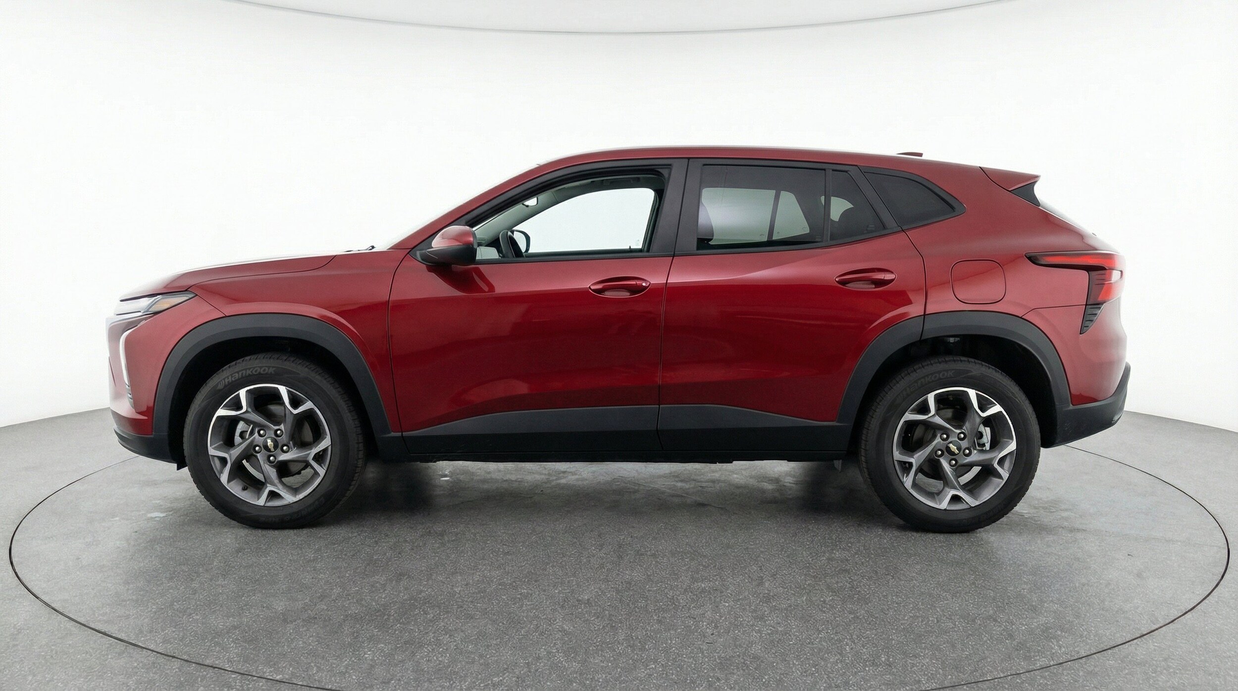 Thumbnail: 2025 Chevrolet Trax - 5