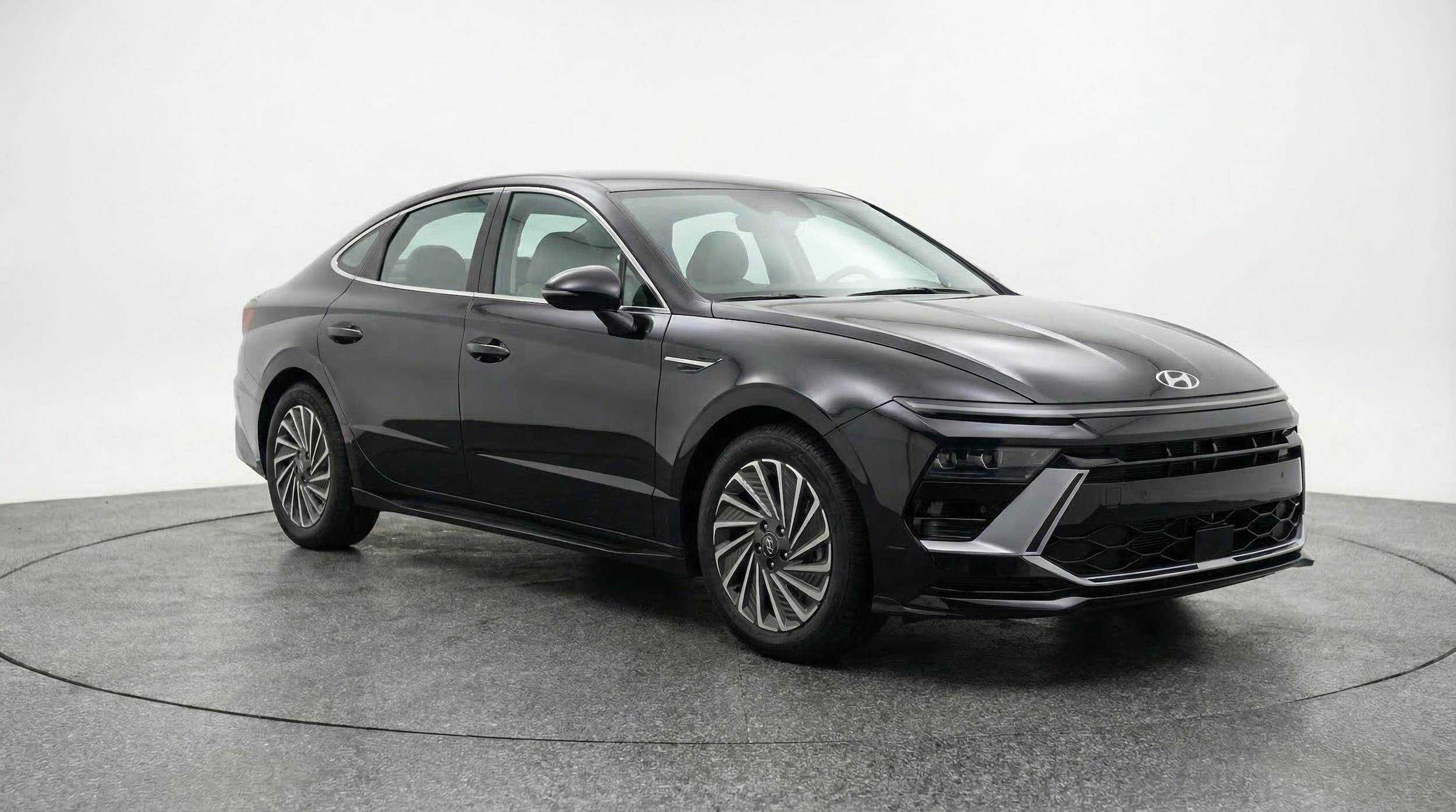 2025 Hyundai Sonata Hybrid