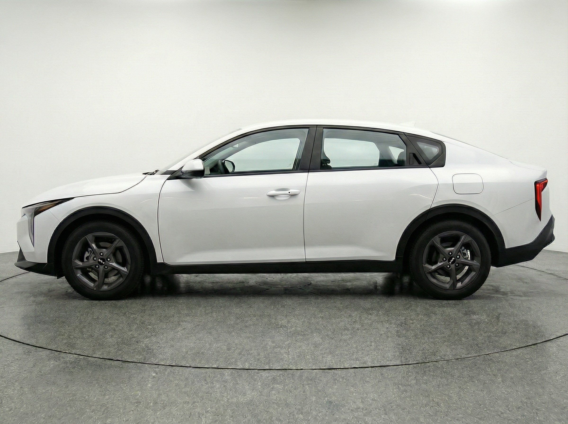 Thumbnail: 2025 Kia K4 - 4