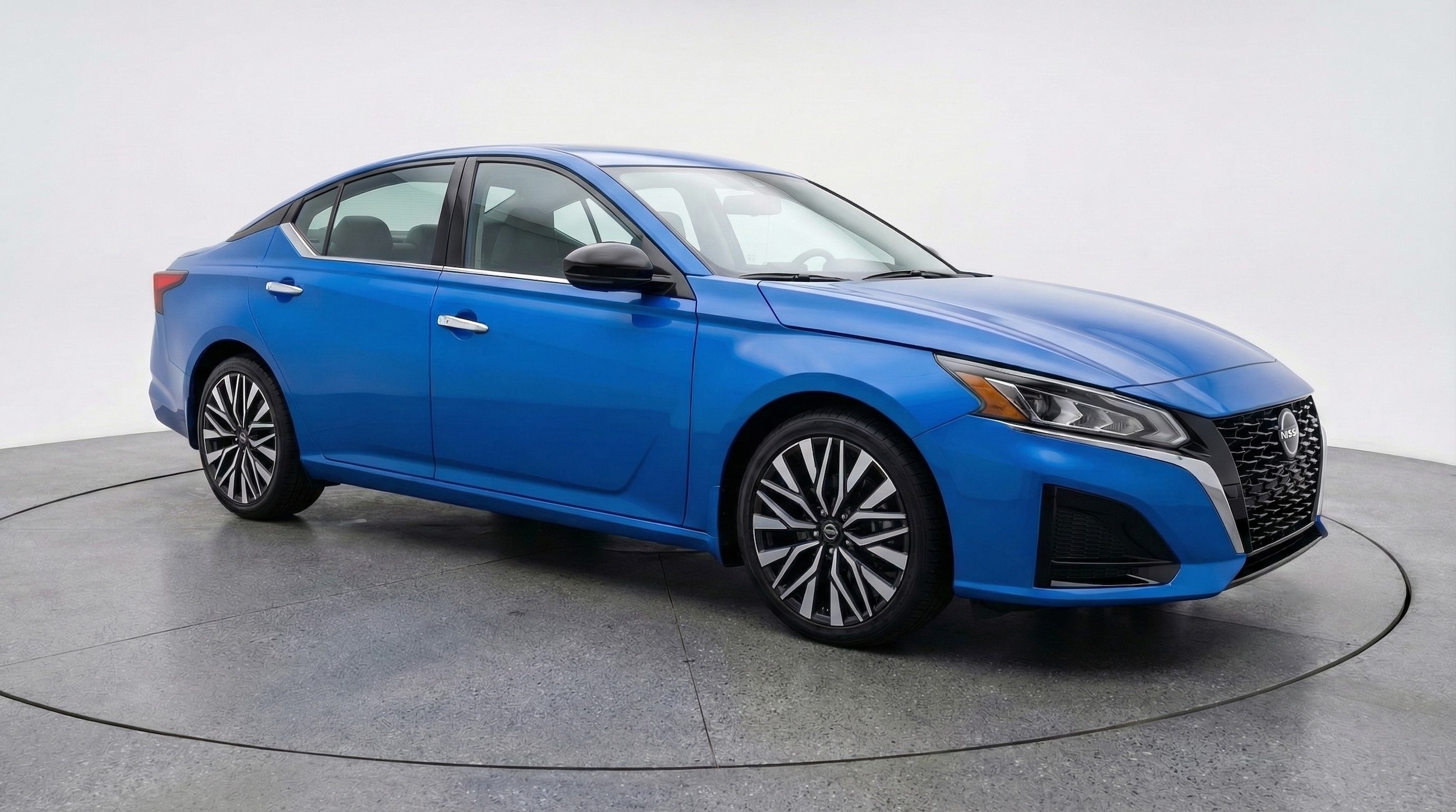 Thumbnail: 2025 Nissan Altima - 1