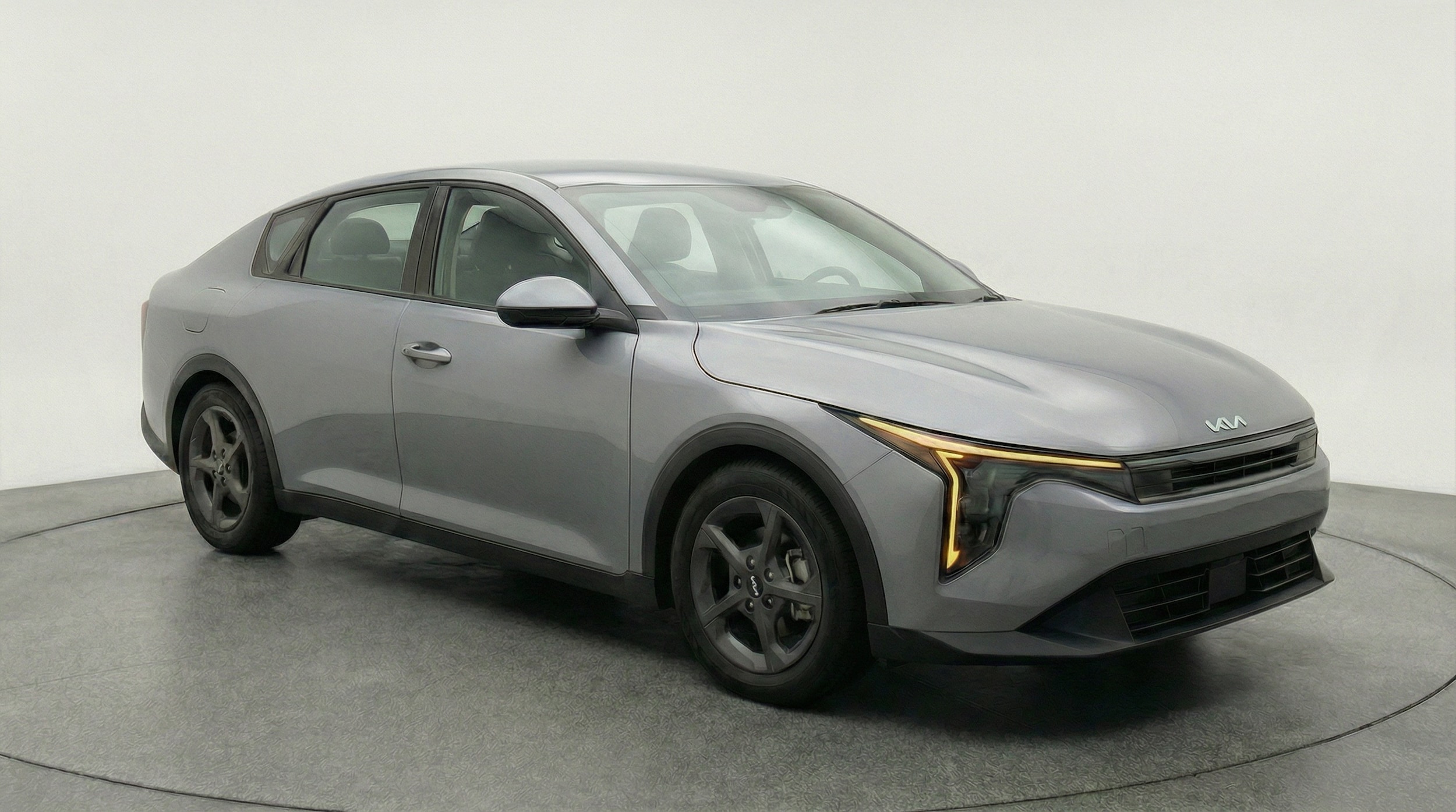 Thumbnail: 2025 Kia K4 - 1