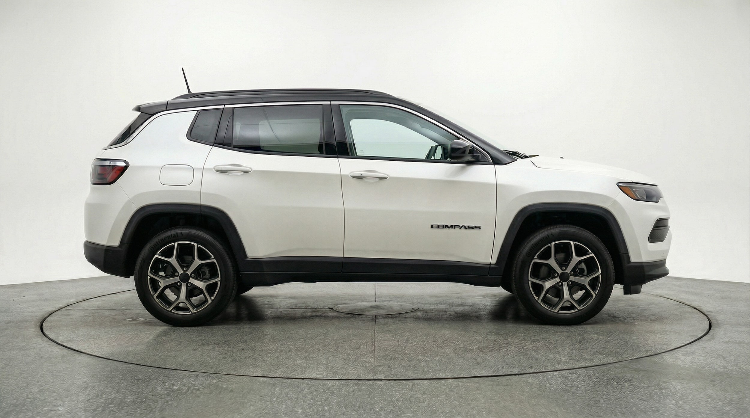Thumbnail: 2025 Jeep Compass - 8
