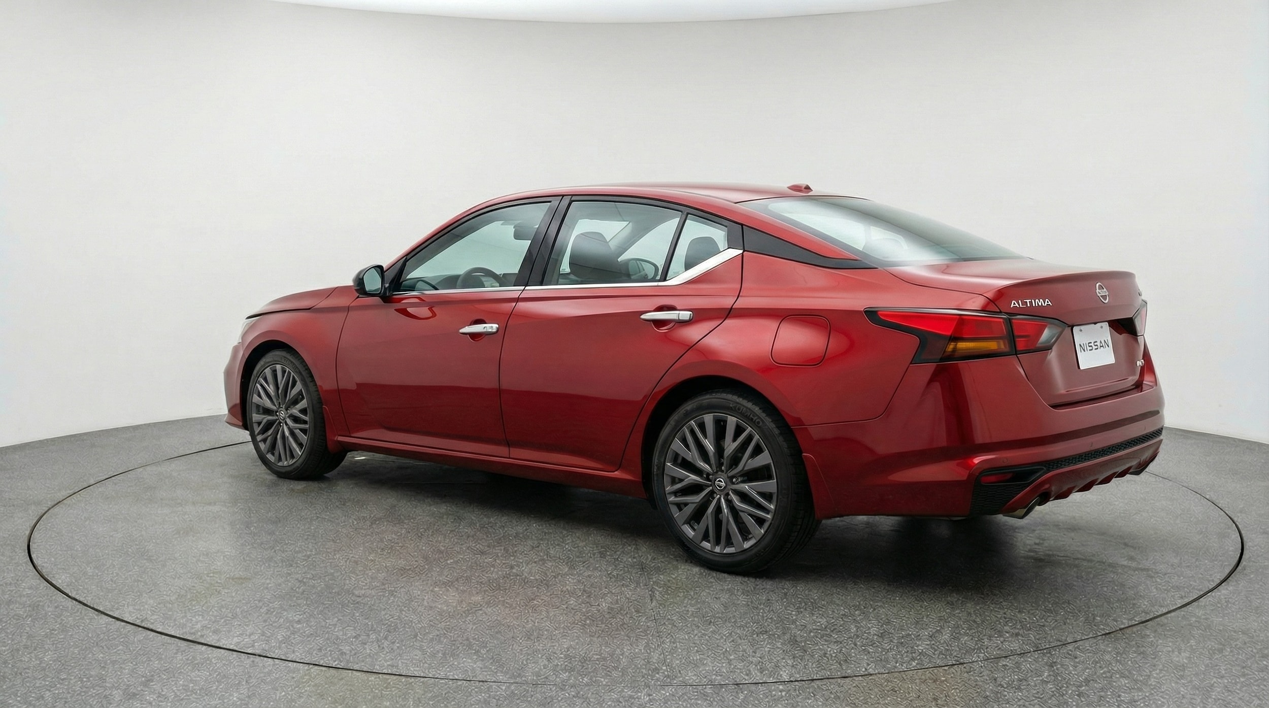 Thumbnail: 2025 Nissan Altima - 5