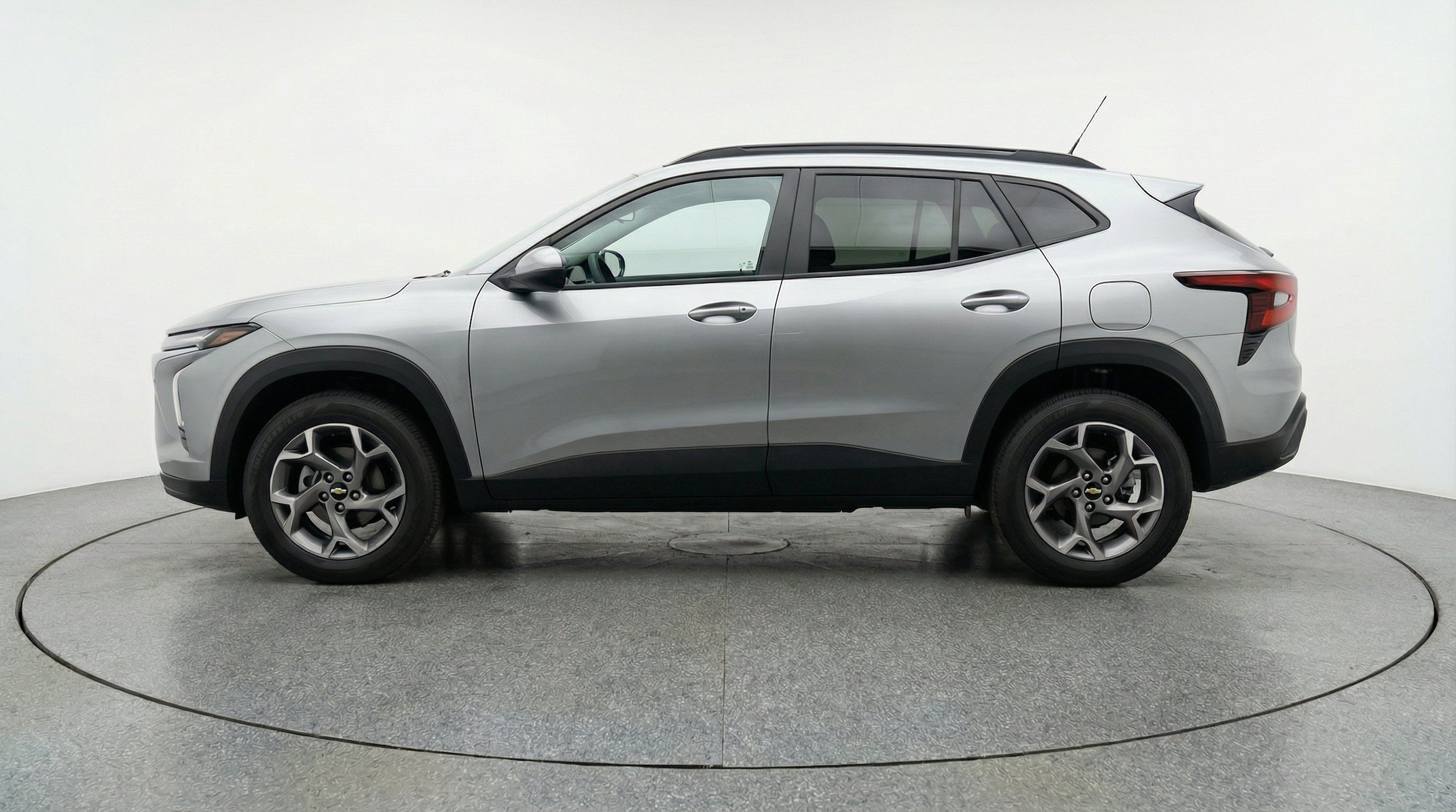 Thumbnail: 2025 Chevrolet Trax - 5