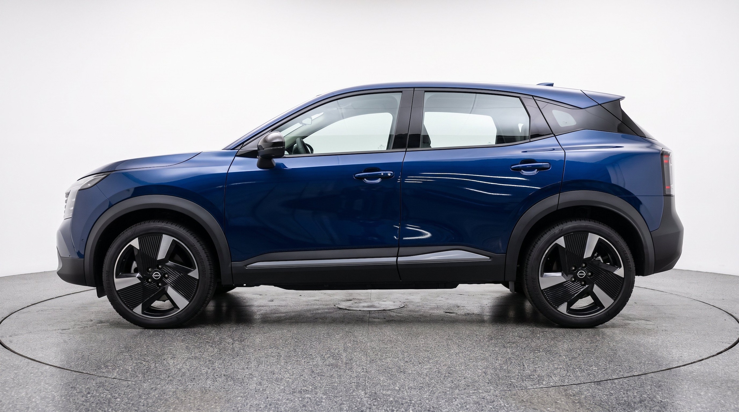 Thumbnail: 2026 Nissan Kicks - 5