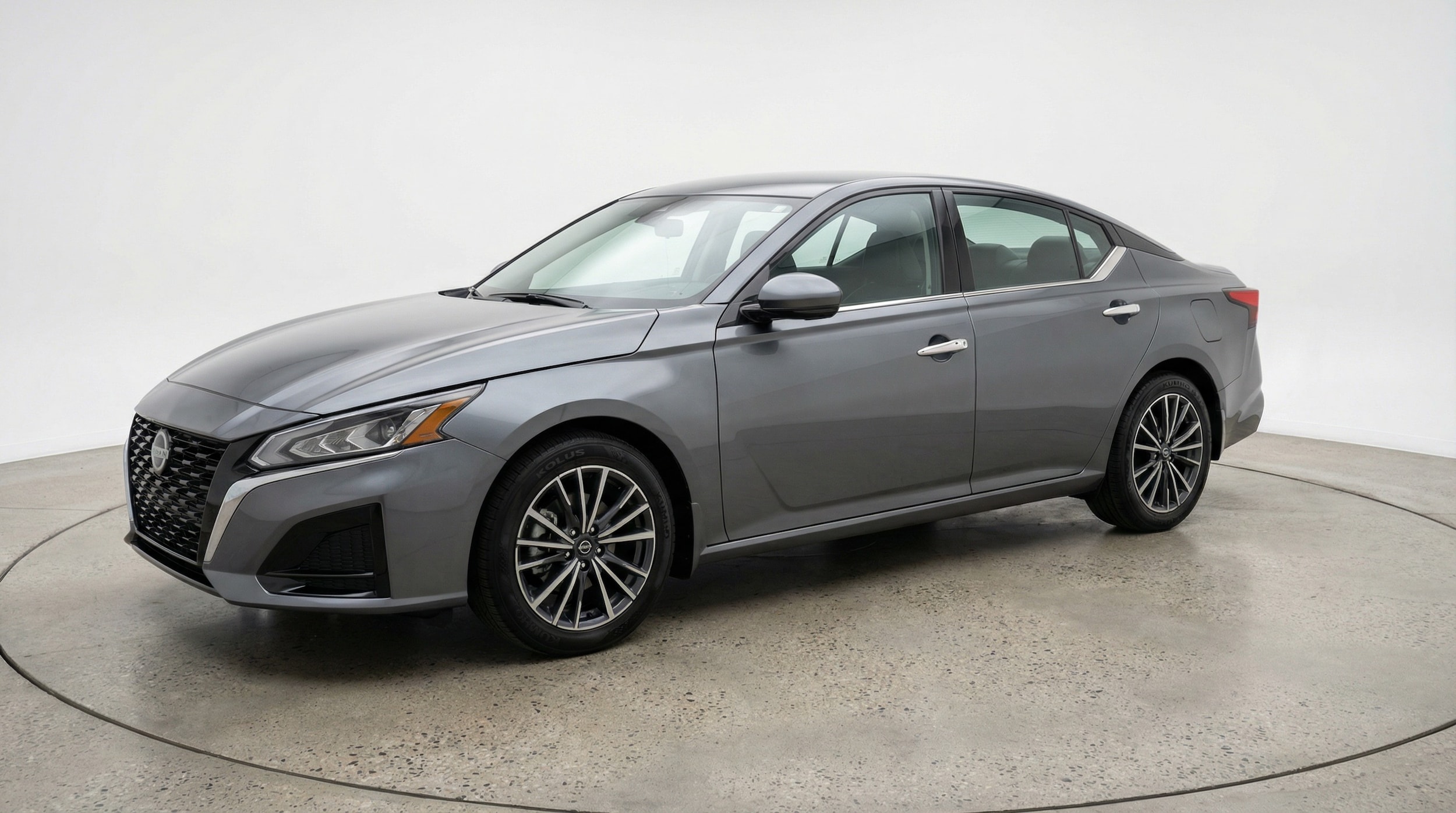 Thumbnail: 2025 Nissan Altima - 3