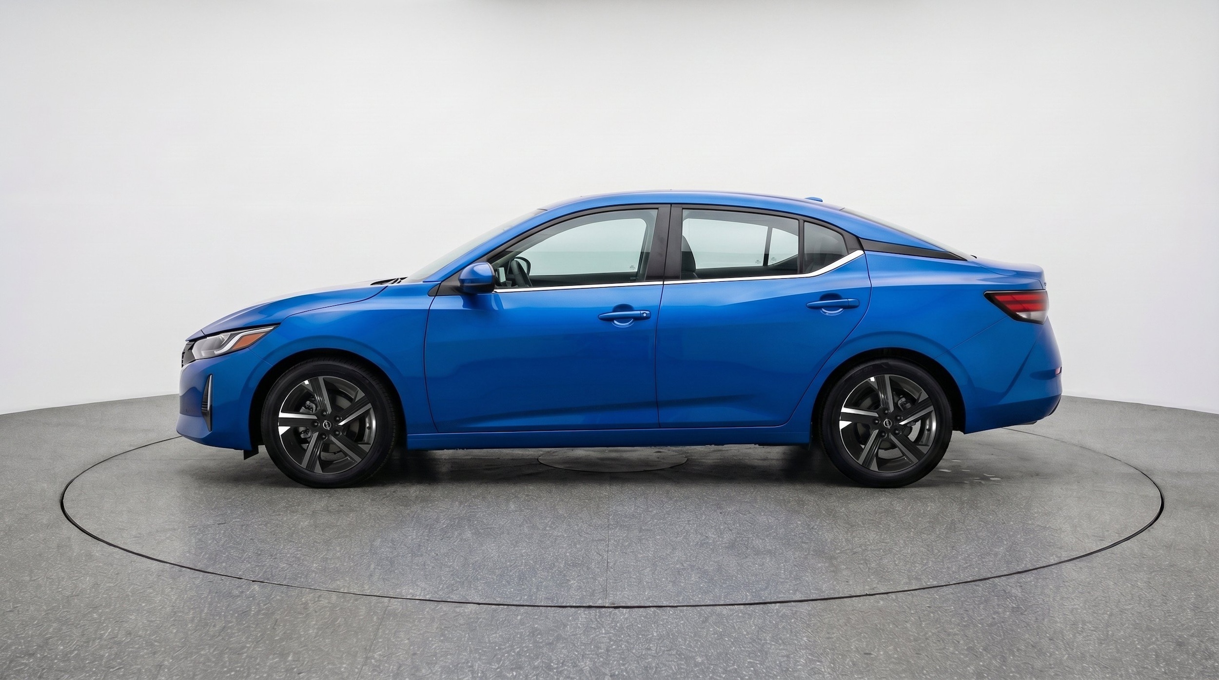 Thumbnail: 2025 Nissan Sentra - 5