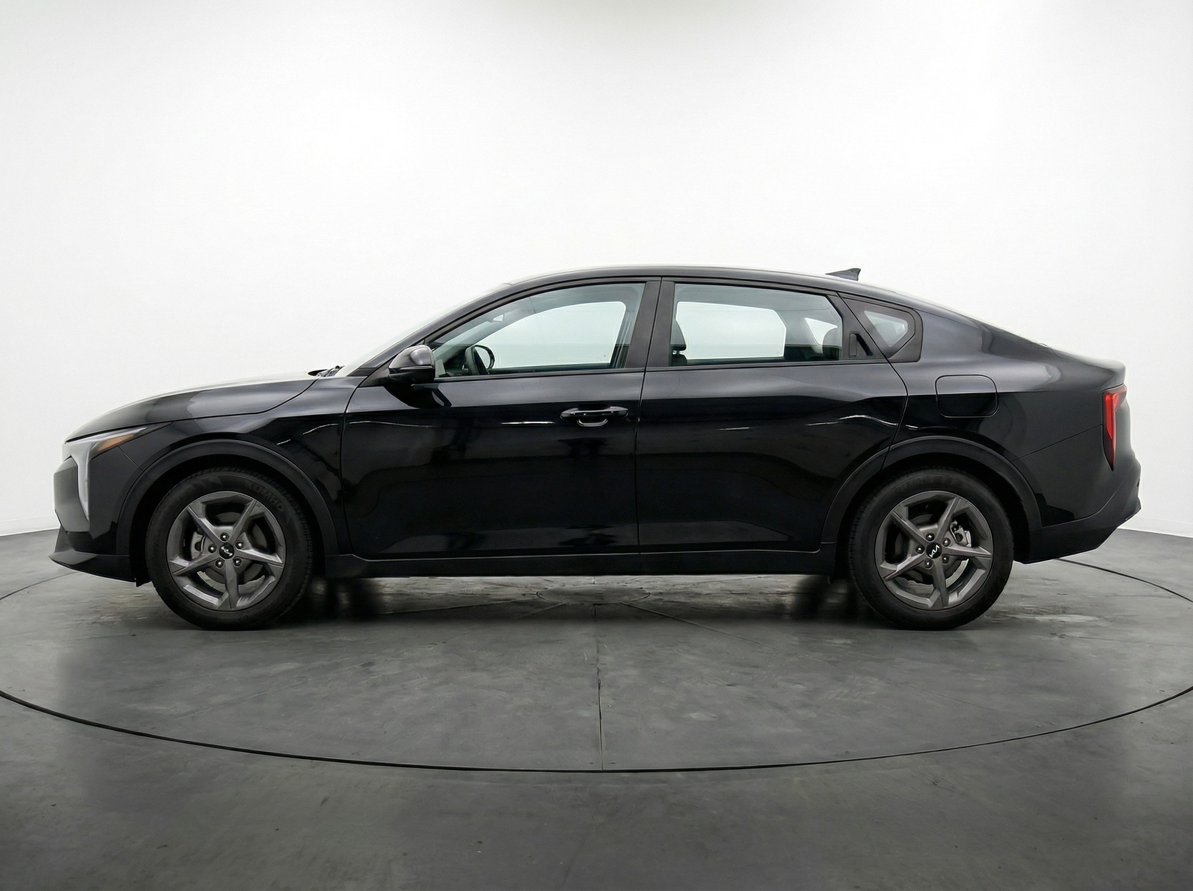Thumbnail: 2025 Kia K4 - 4