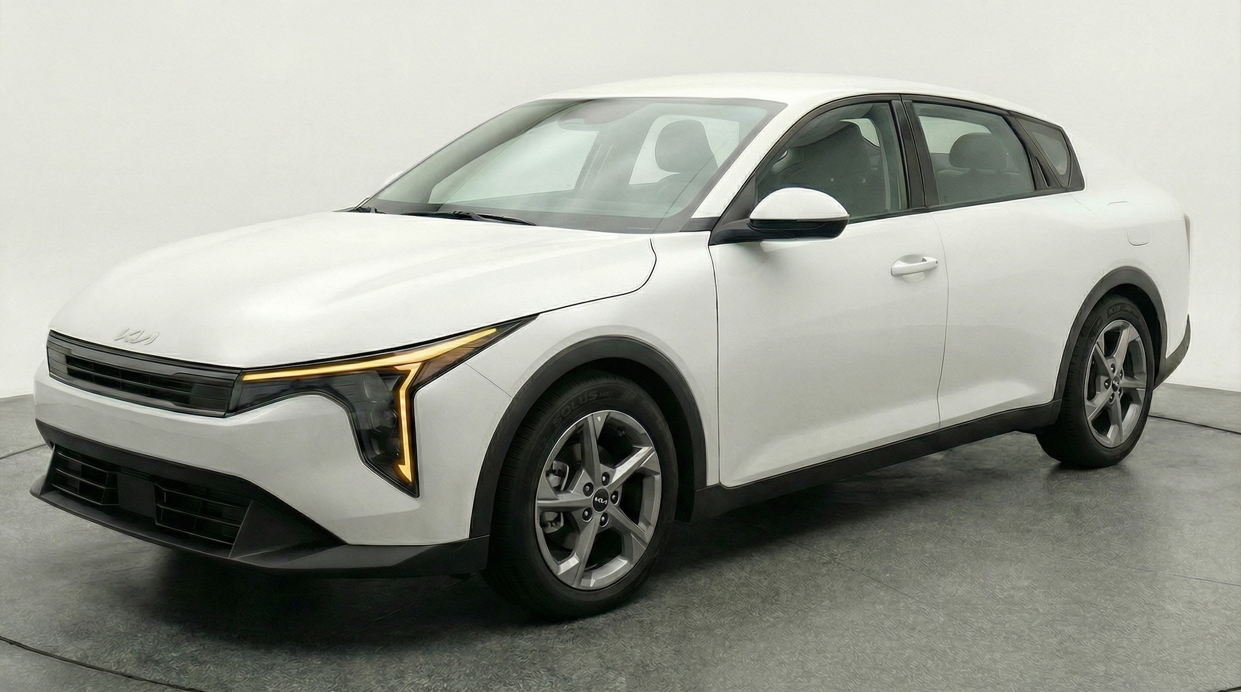 Thumbnail: 2025 Kia K4 - 3