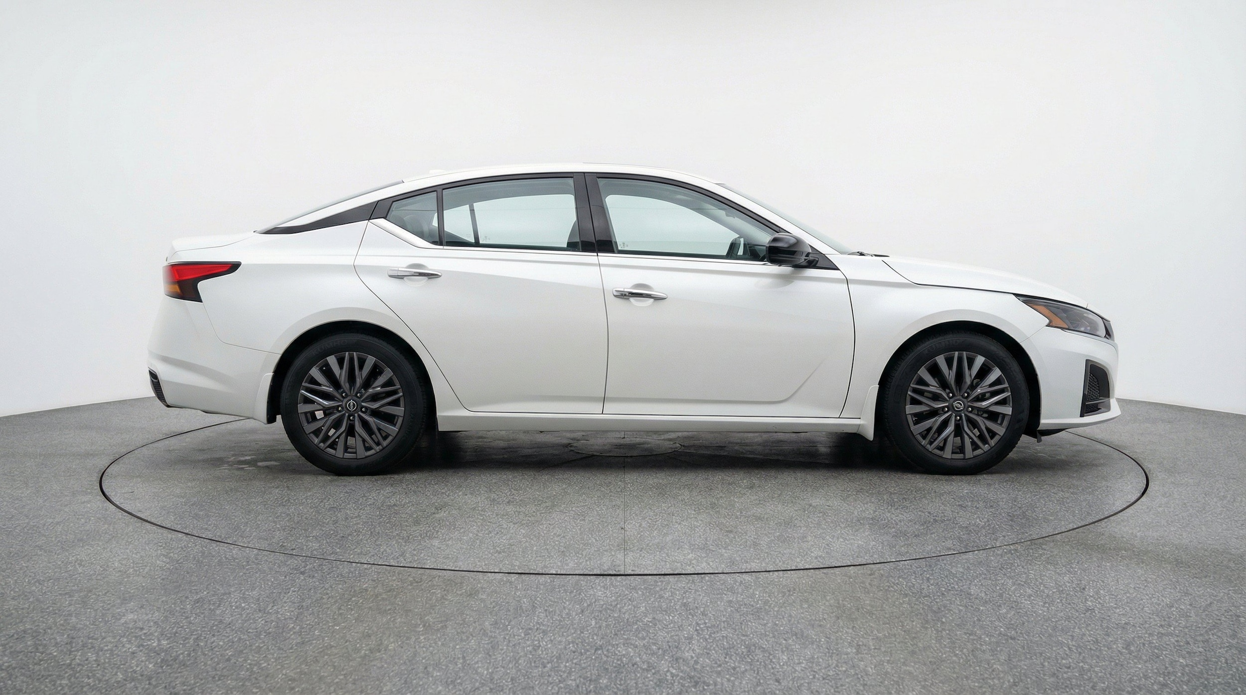 Thumbnail: 2025 Nissan Altima - 11