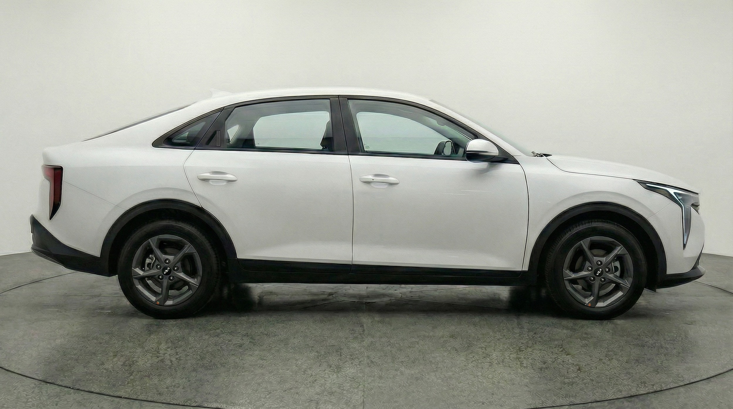 Thumbnail: 2025 Kia K4 - 8