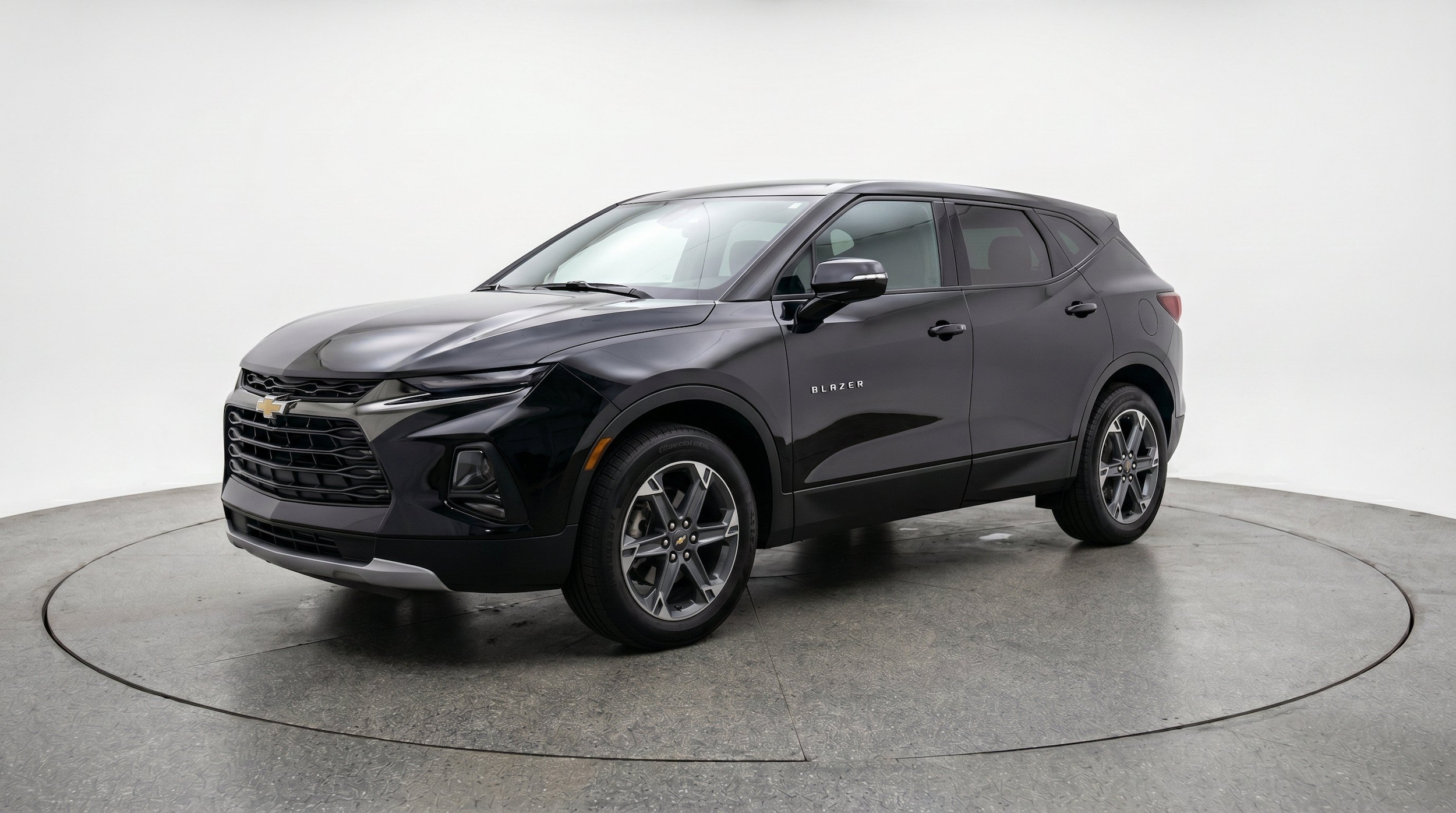 Thumbnail: 2026 Chevrolet Blazer - 3