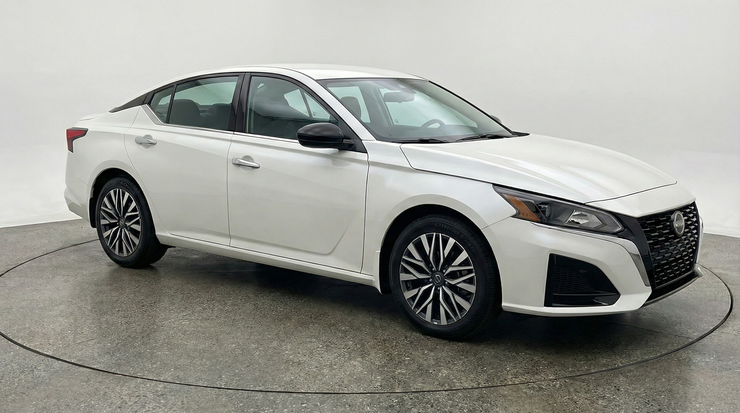 Thumbnail: 2025 Nissan Altima - 1