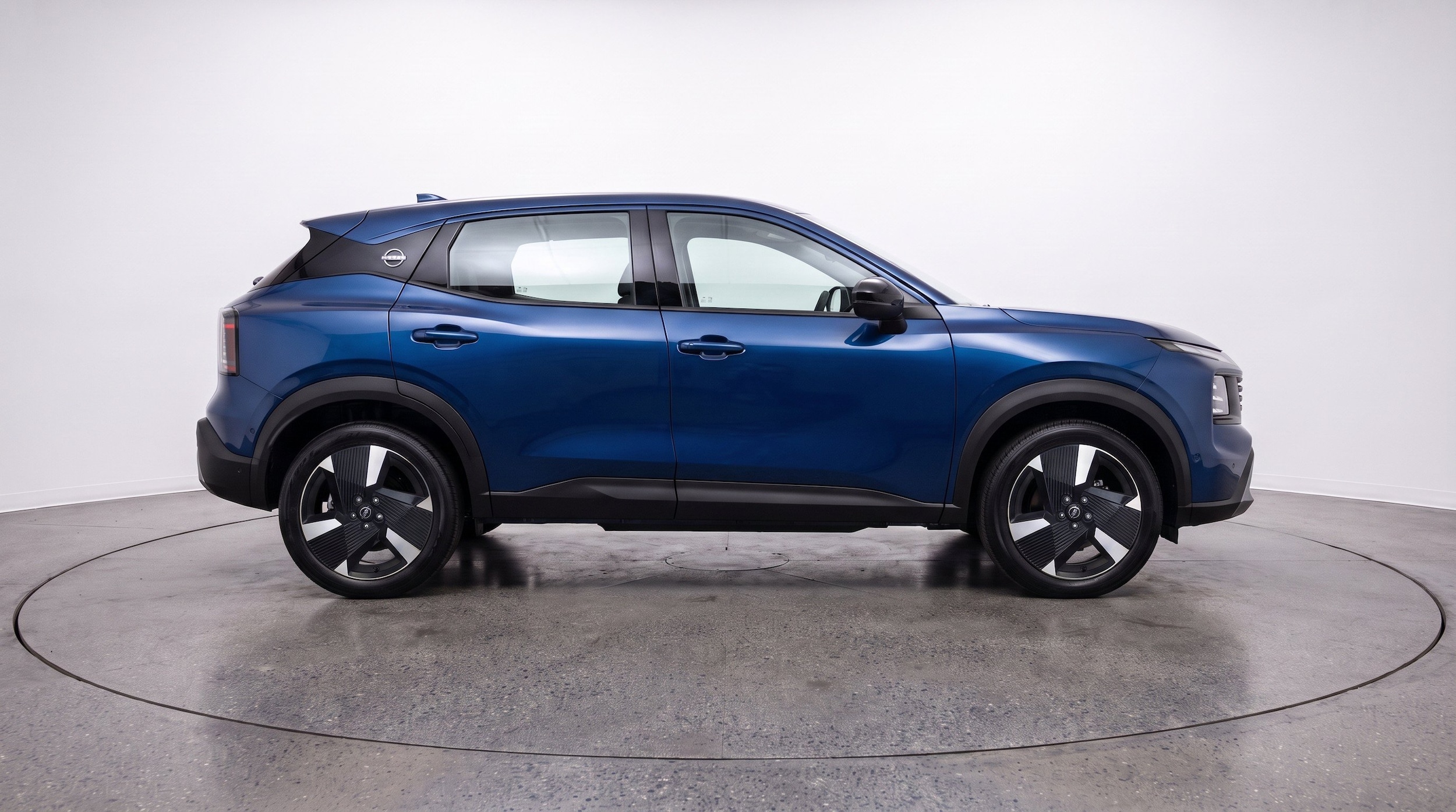 Thumbnail: 2026 Nissan Kicks - 11