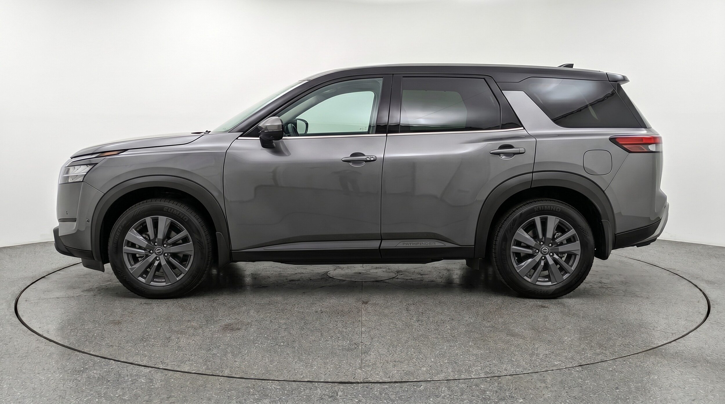 Thumbnail: 2025 Nissan Pathfinder - 4